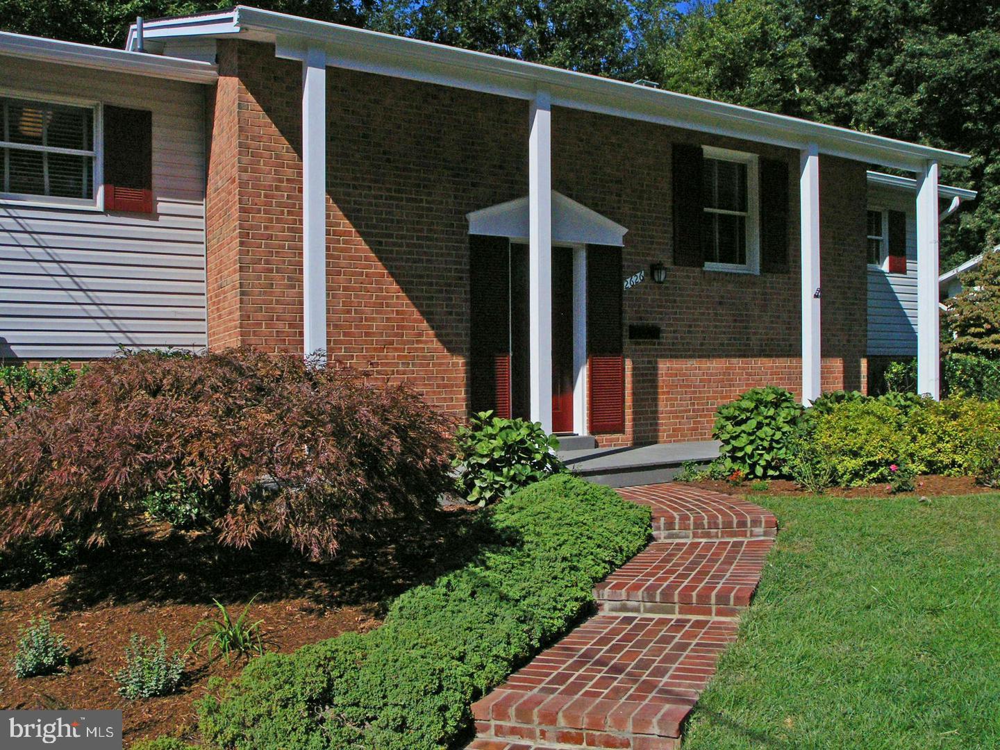 2626 BOWLING GREEN DRIVE