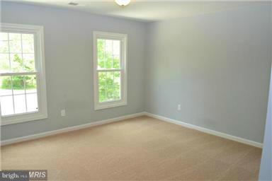 TANTALLON ON THE POTOMAC - Residential