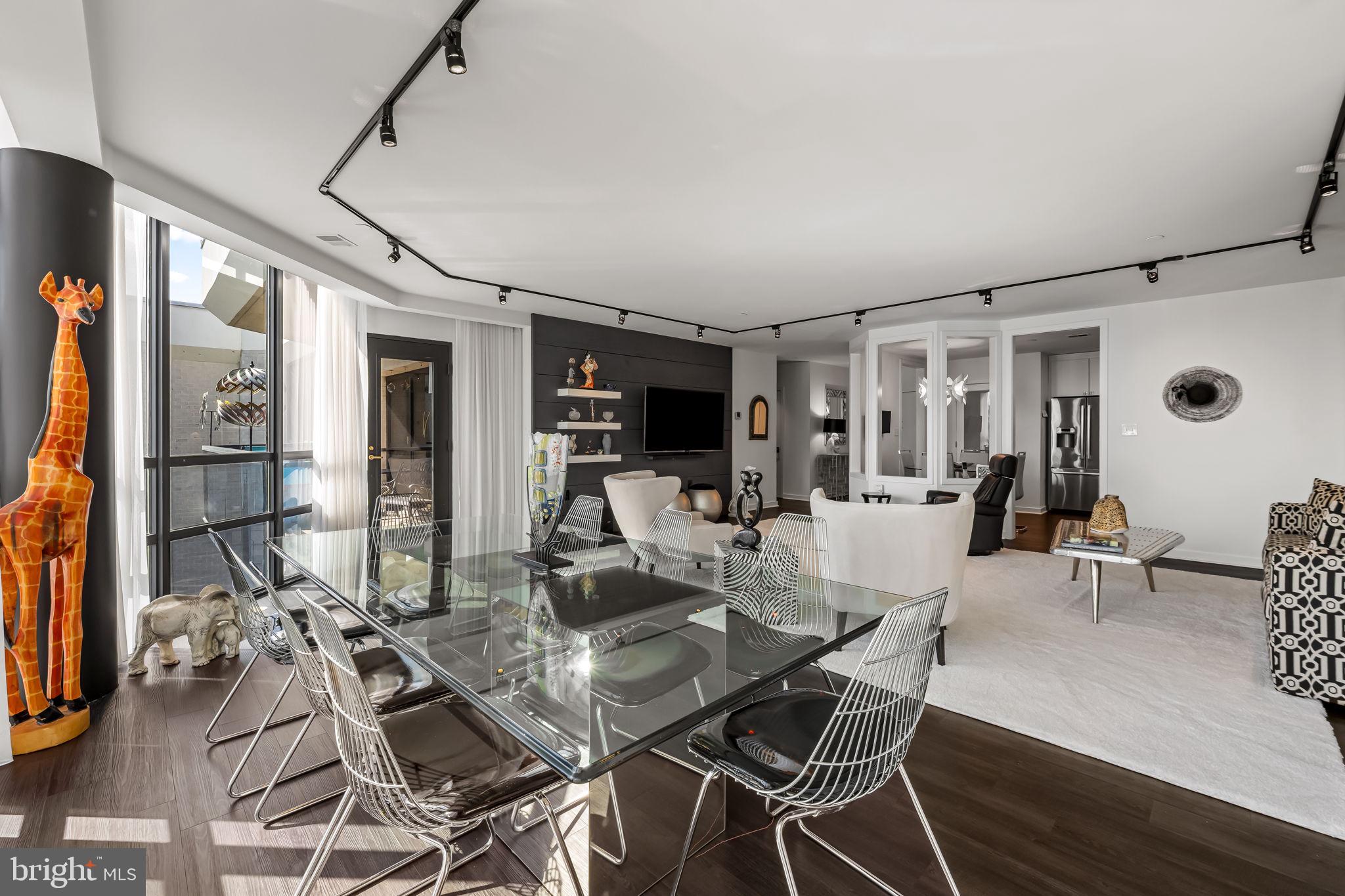PIKESVILLE - Residential