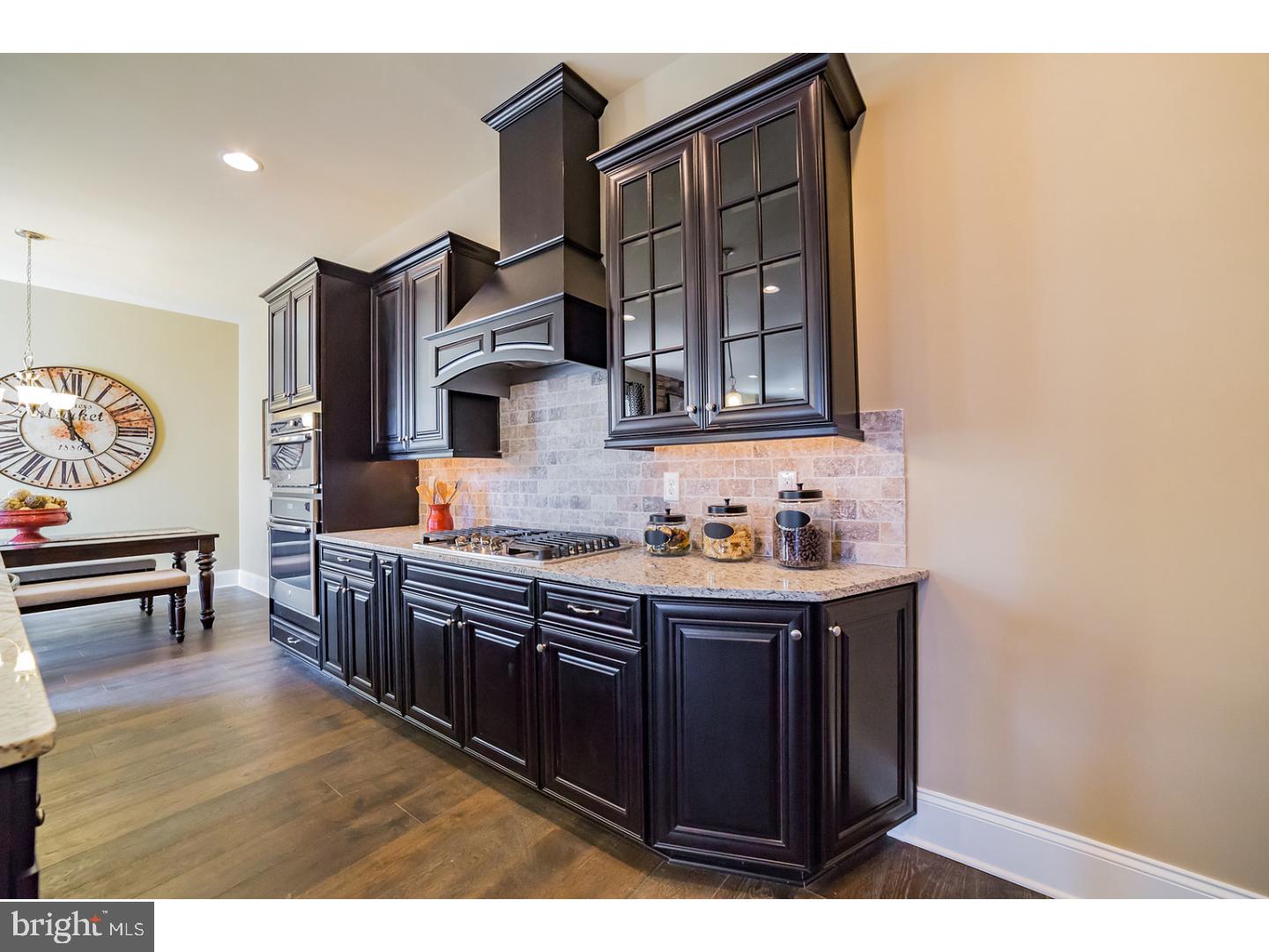 YARDLEY WALK - Residential
