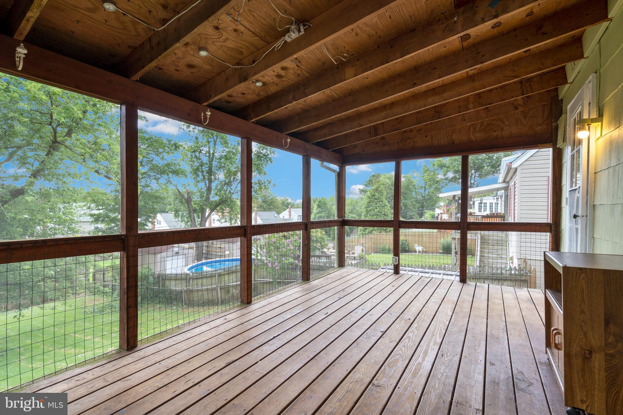 ARBUTUS - Residential