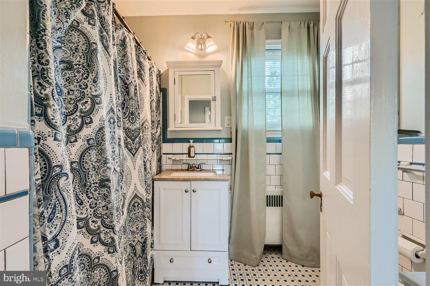 VILLA CRESTA - Residential