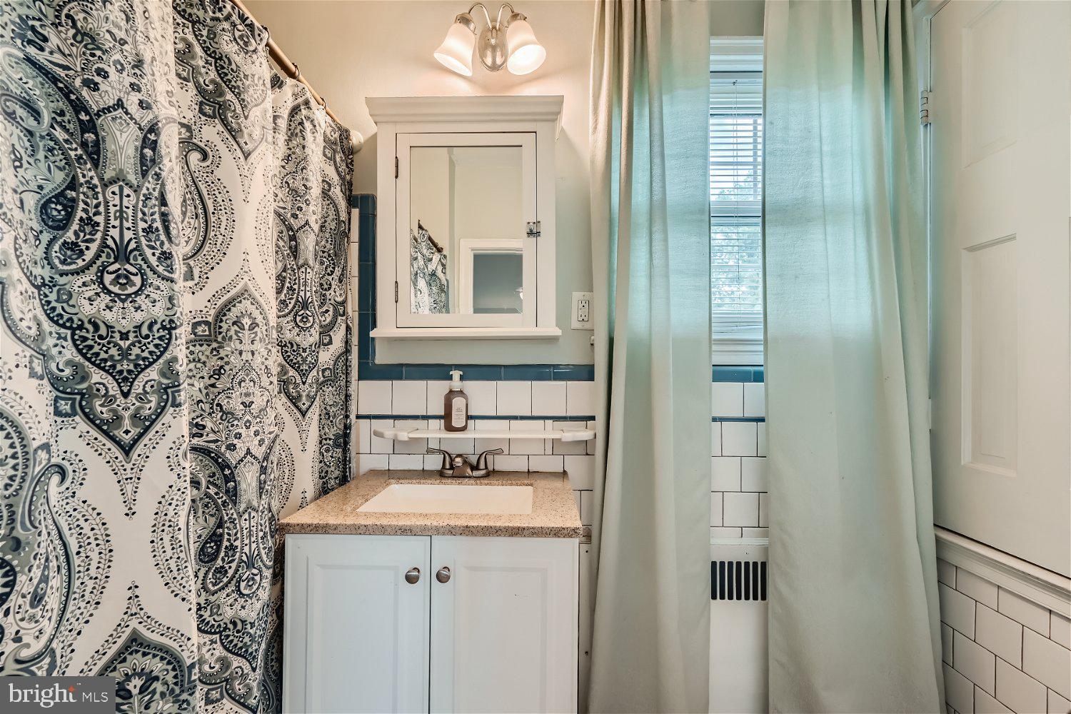 VILLA CRESTA - Residential