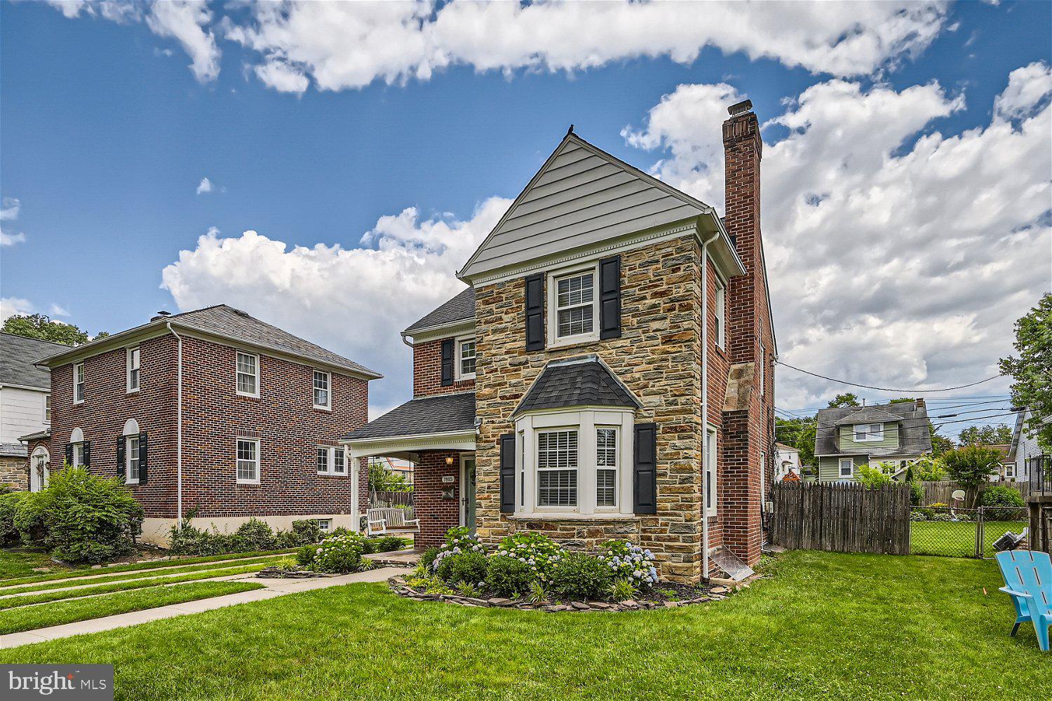 VILLA CRESTA - Residential