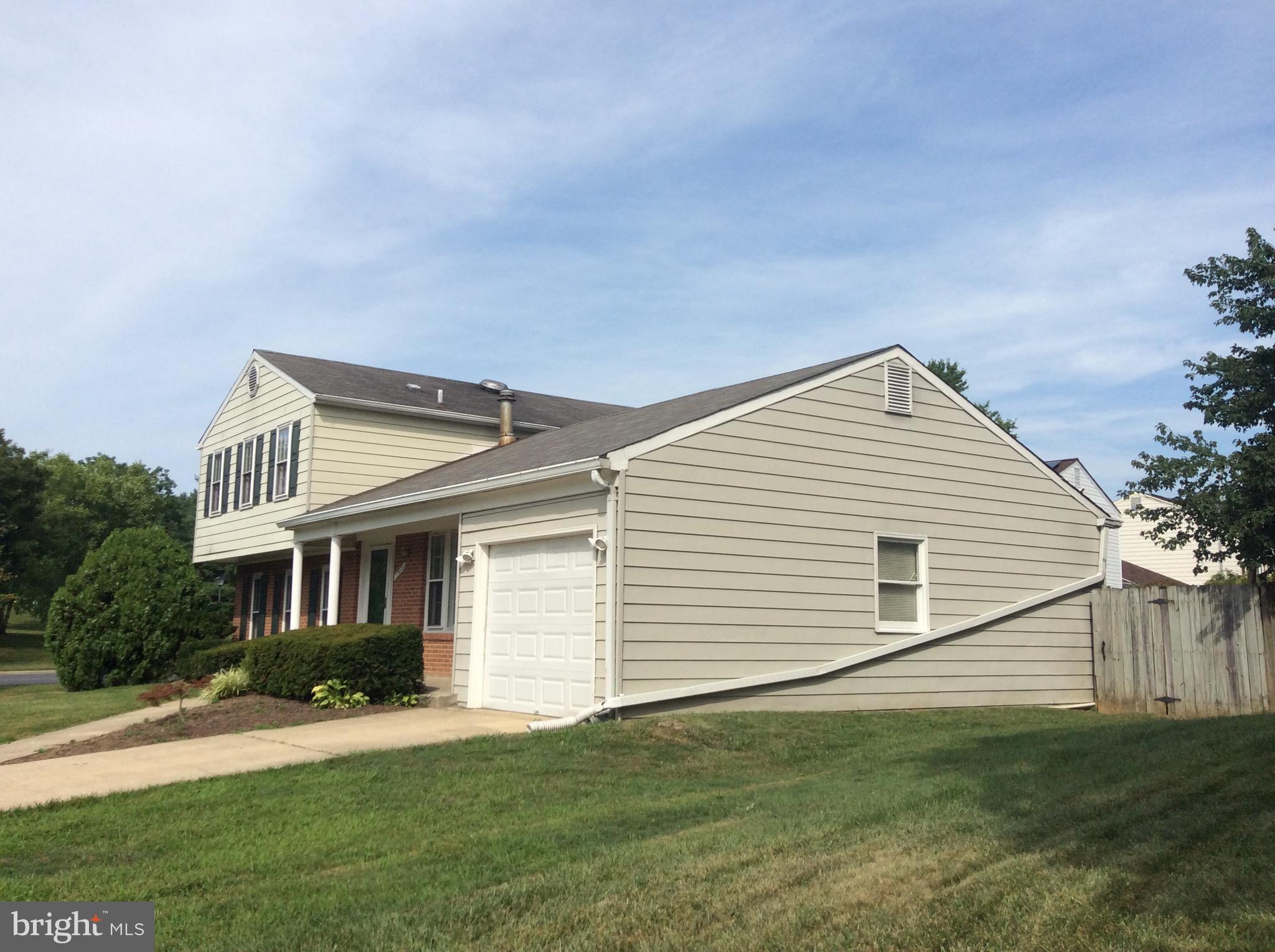 HIGHLANDS OF OLNEY - Residential Lease