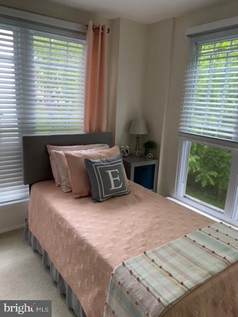 ENGLISH COUNTRY MANOR - Residential Lease