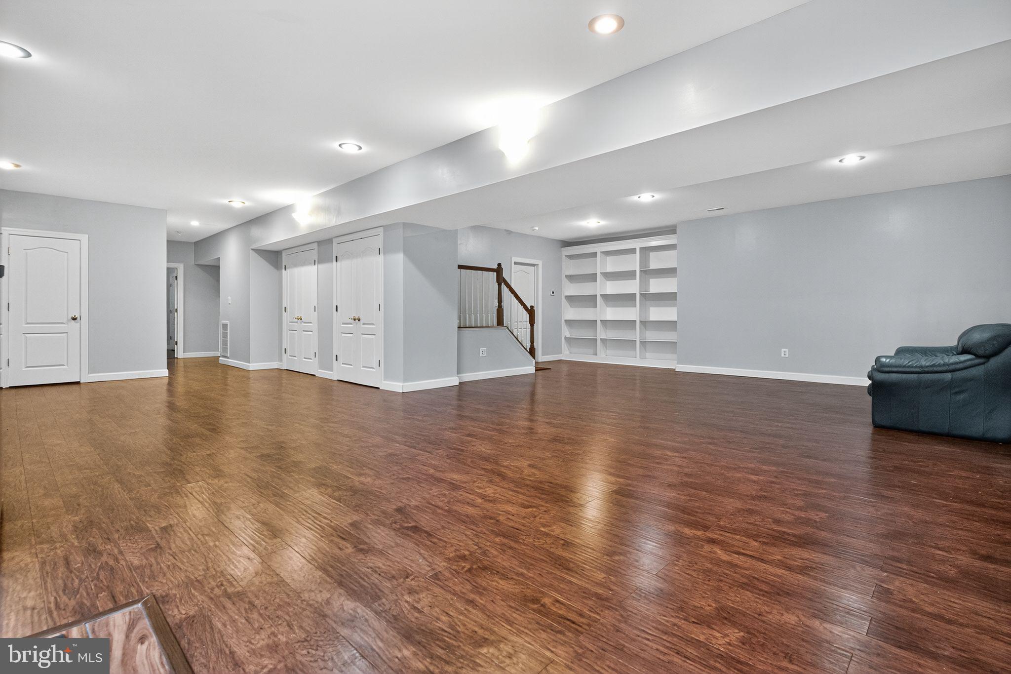 AUGUSTINE NORTH - Residential Lease