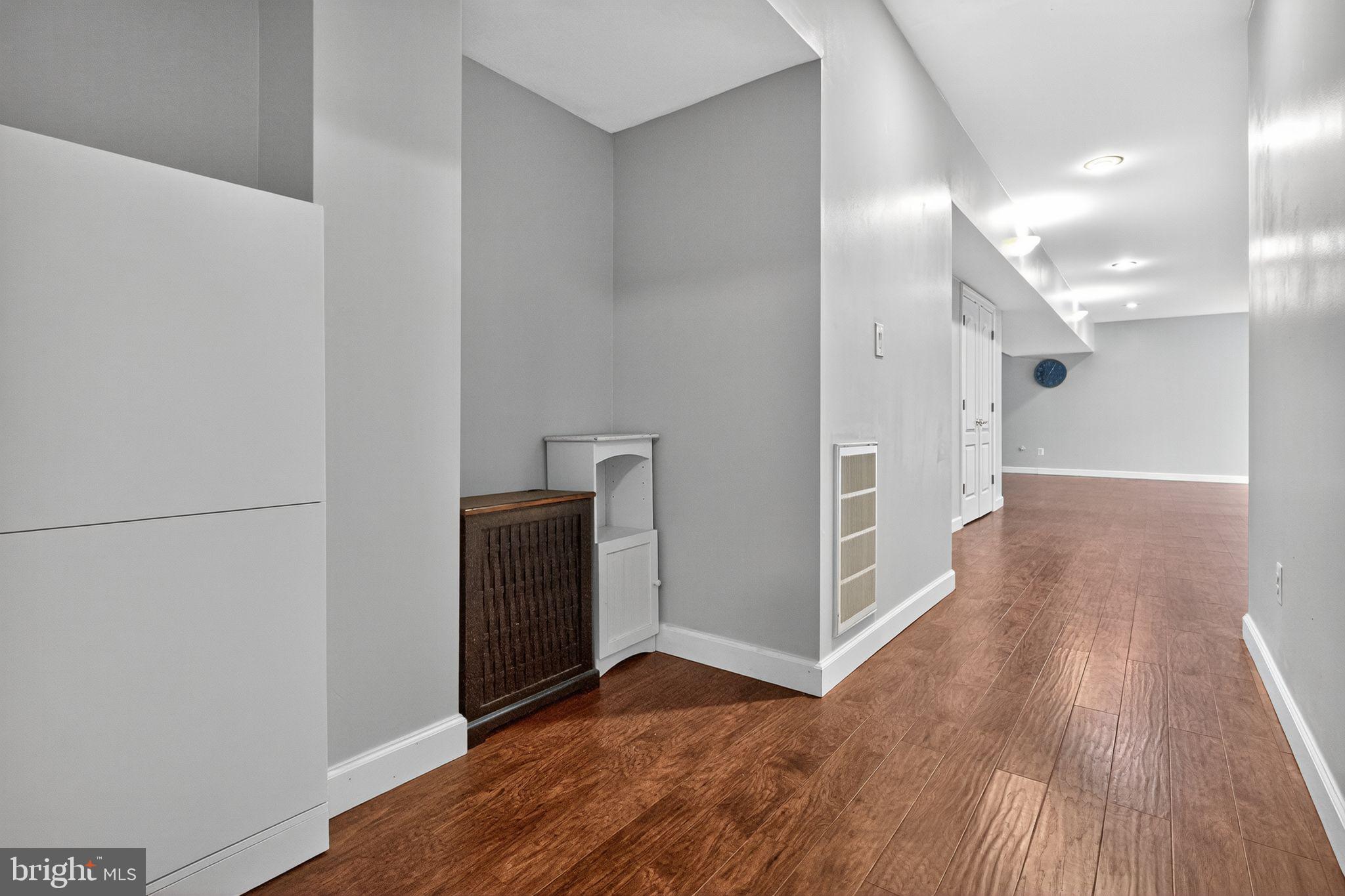 AUGUSTINE NORTH - Residential Lease