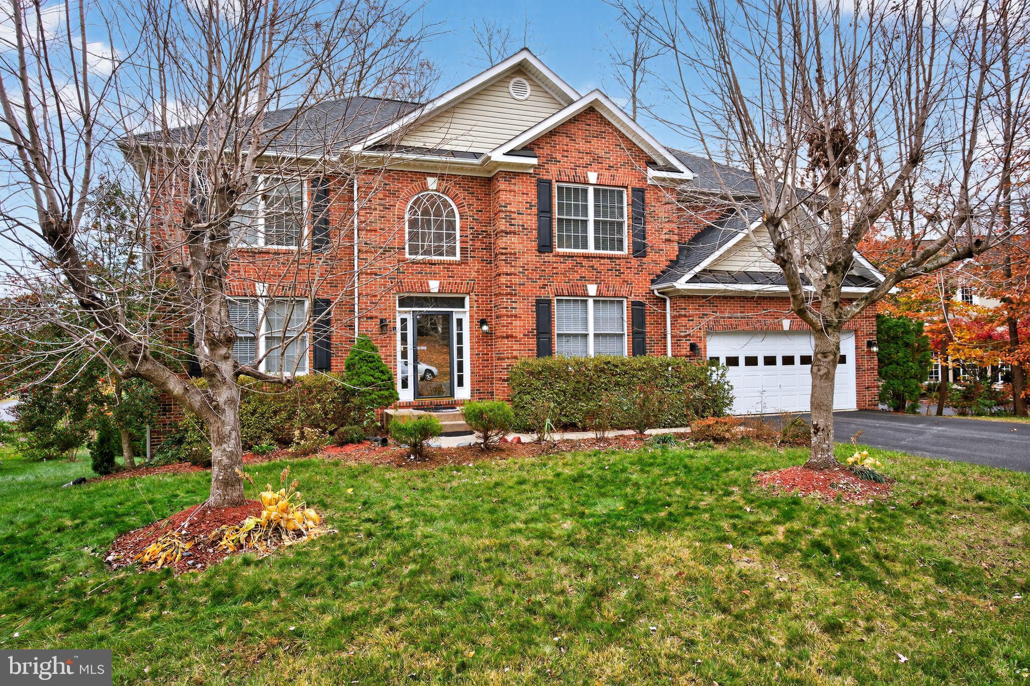 AUGUSTINE NORTH - Residential Lease