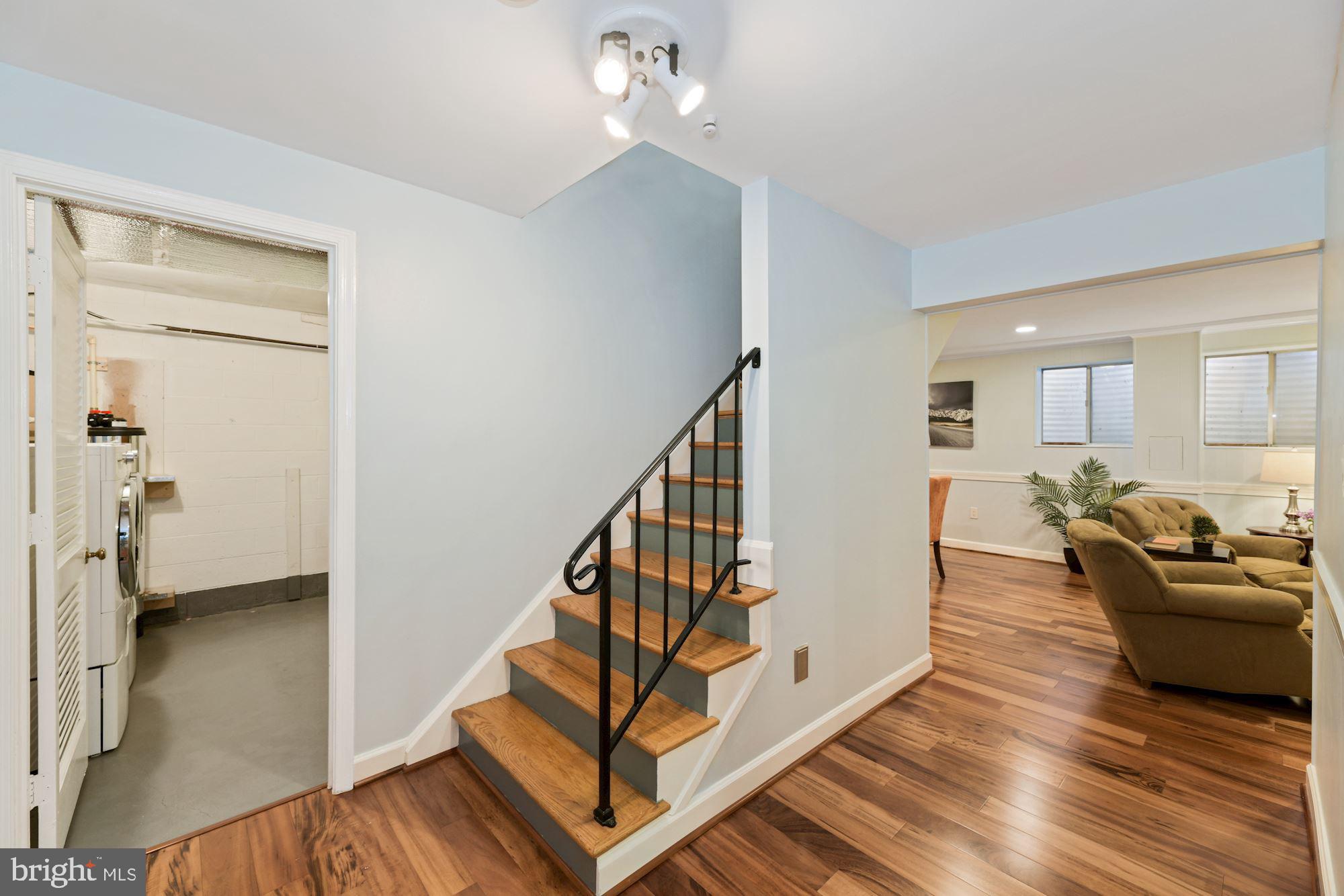 CHARLESTOWN - Residential