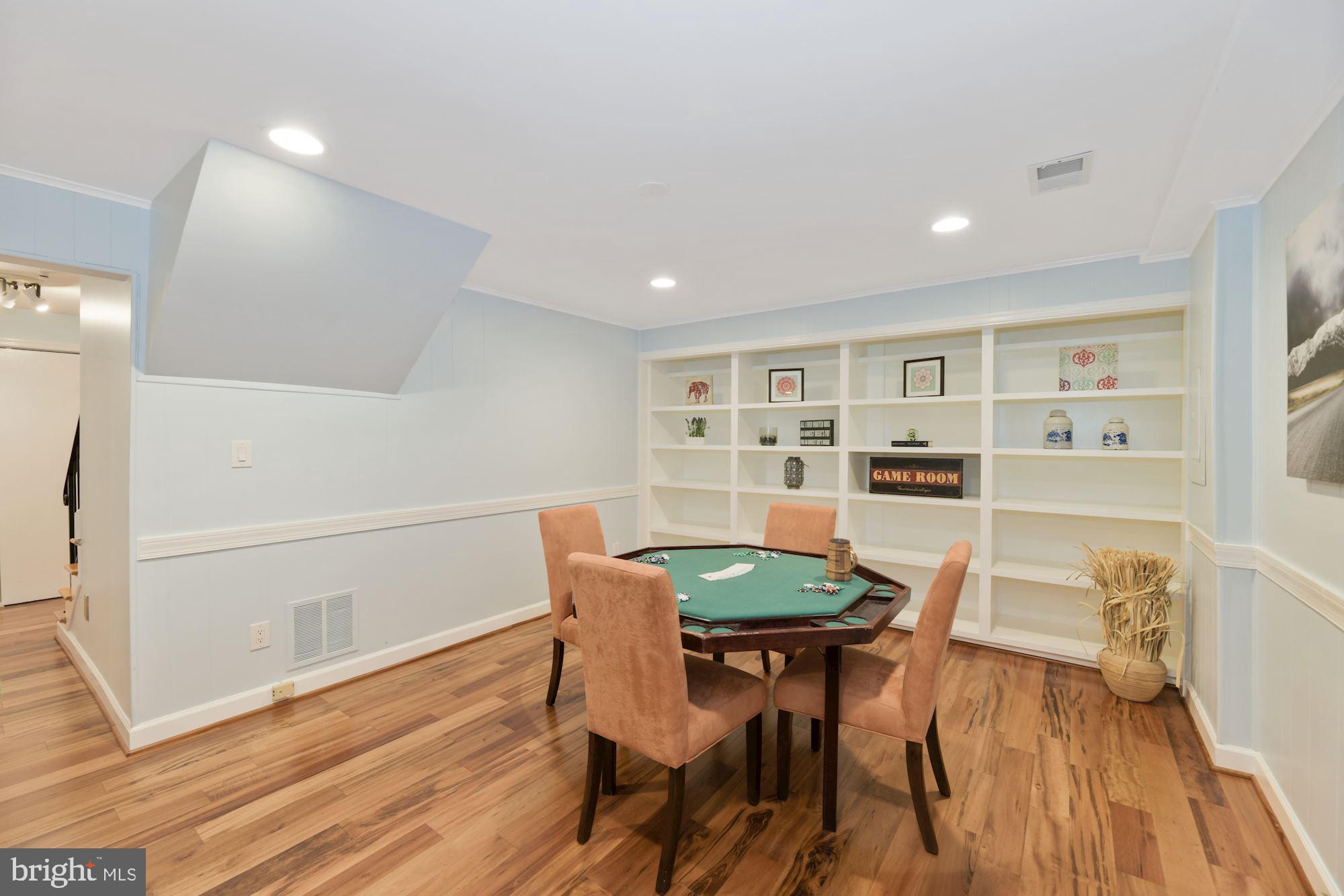 CHARLESTOWN - Residential