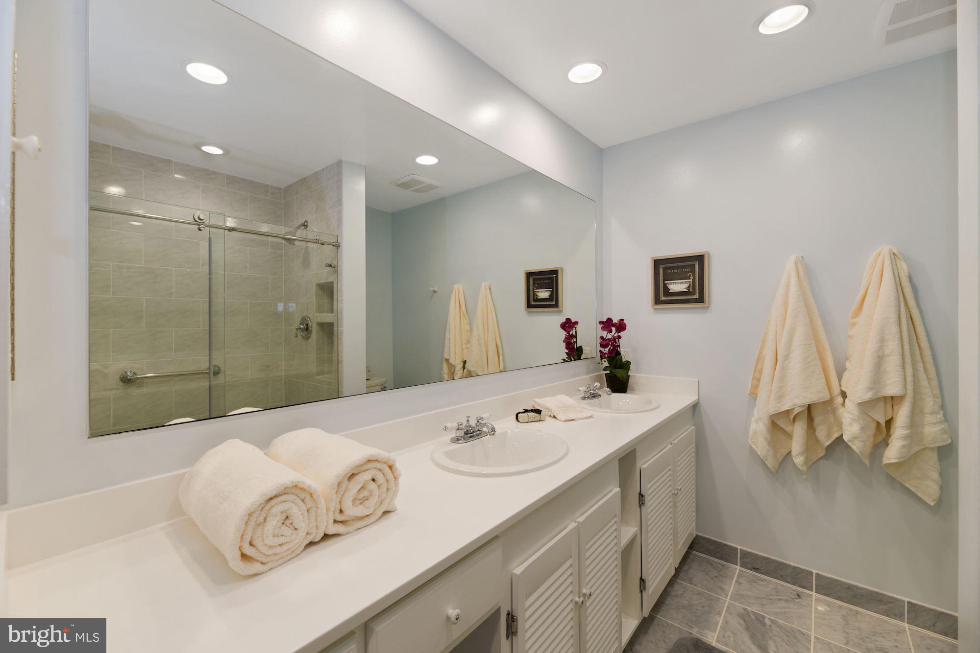 CHARLESTOWN - Residential