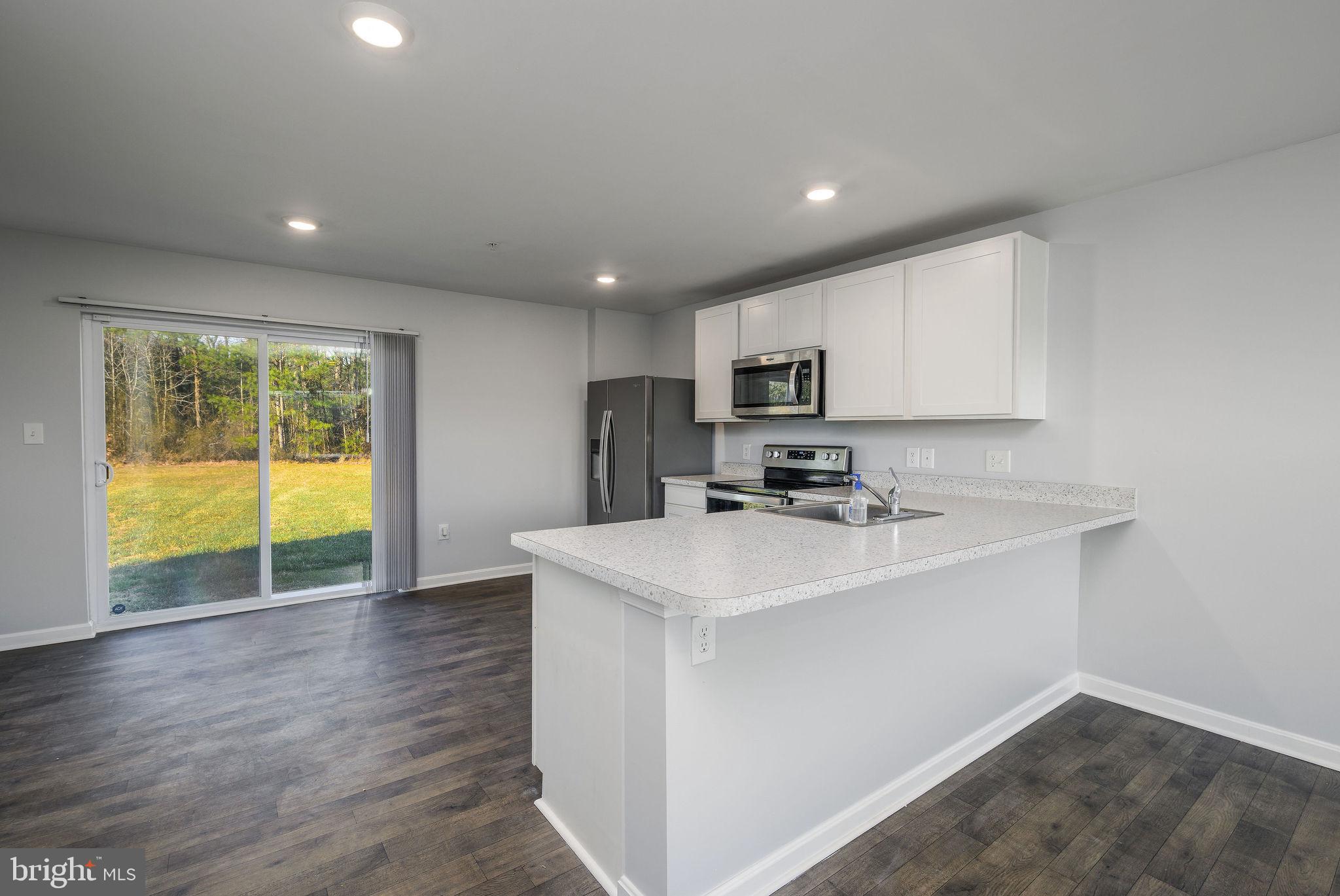 SOMERSET LANDING - Residential