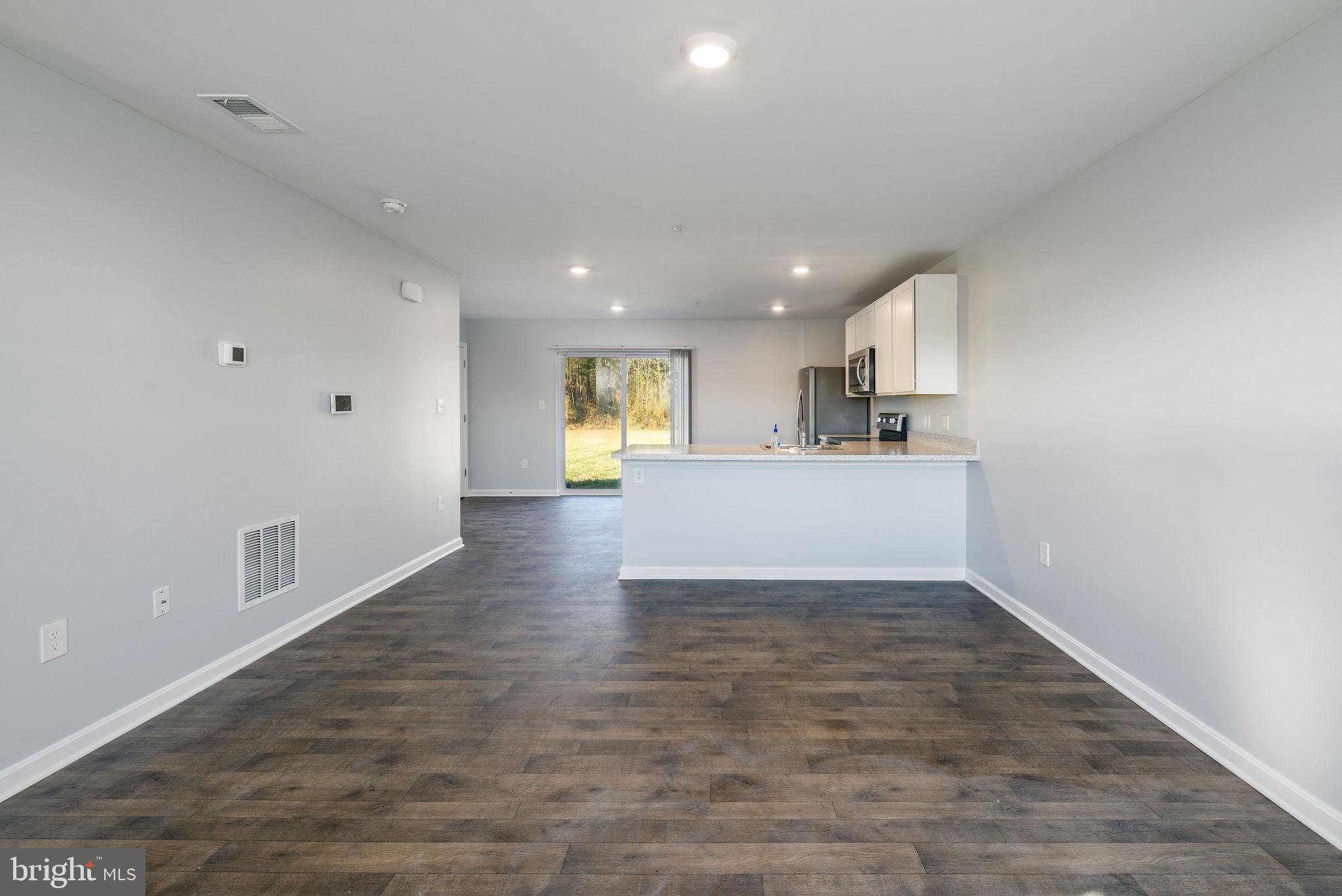 SOMERSET LANDING - Residential