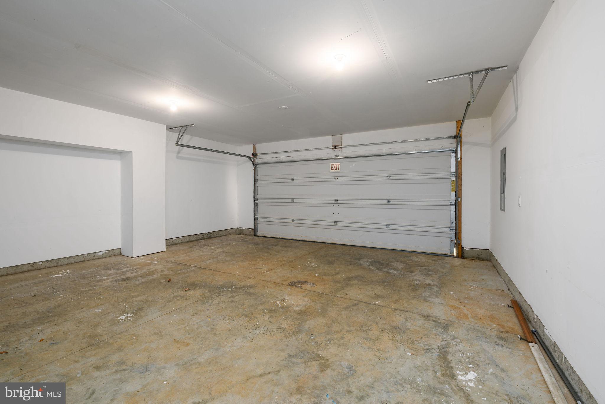 SOMERSET LANDING - Residential