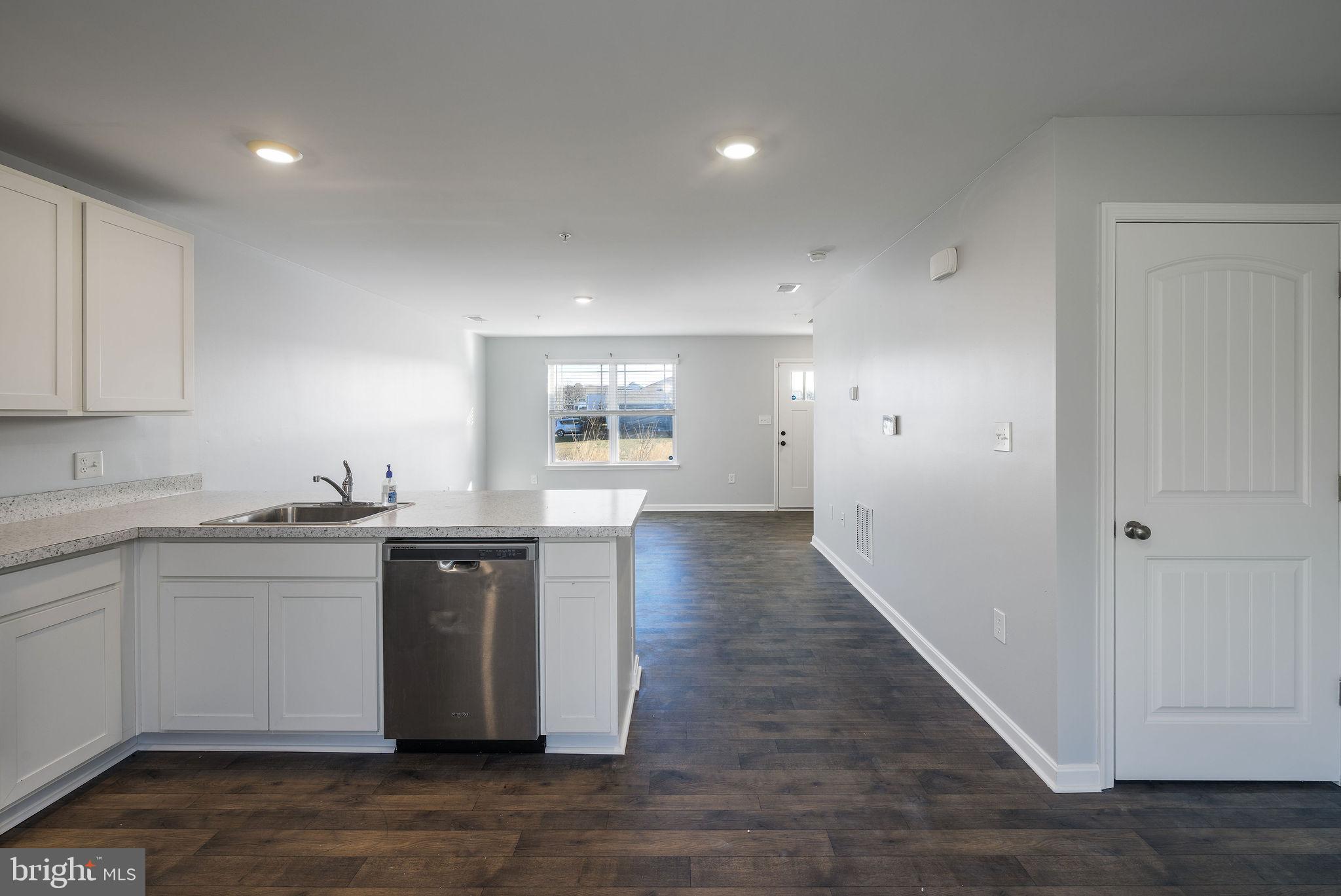 SOMERSET LANDING - Residential