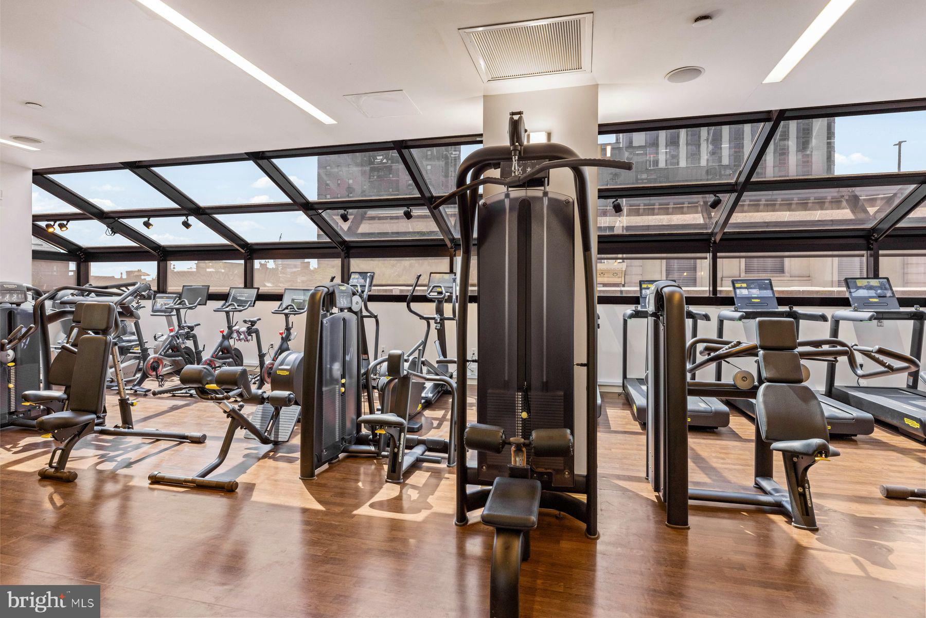 RITTENHOUSE SQUARE - Residential