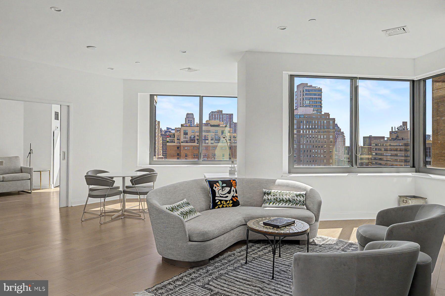 RITTENHOUSE SQUARE - Residential