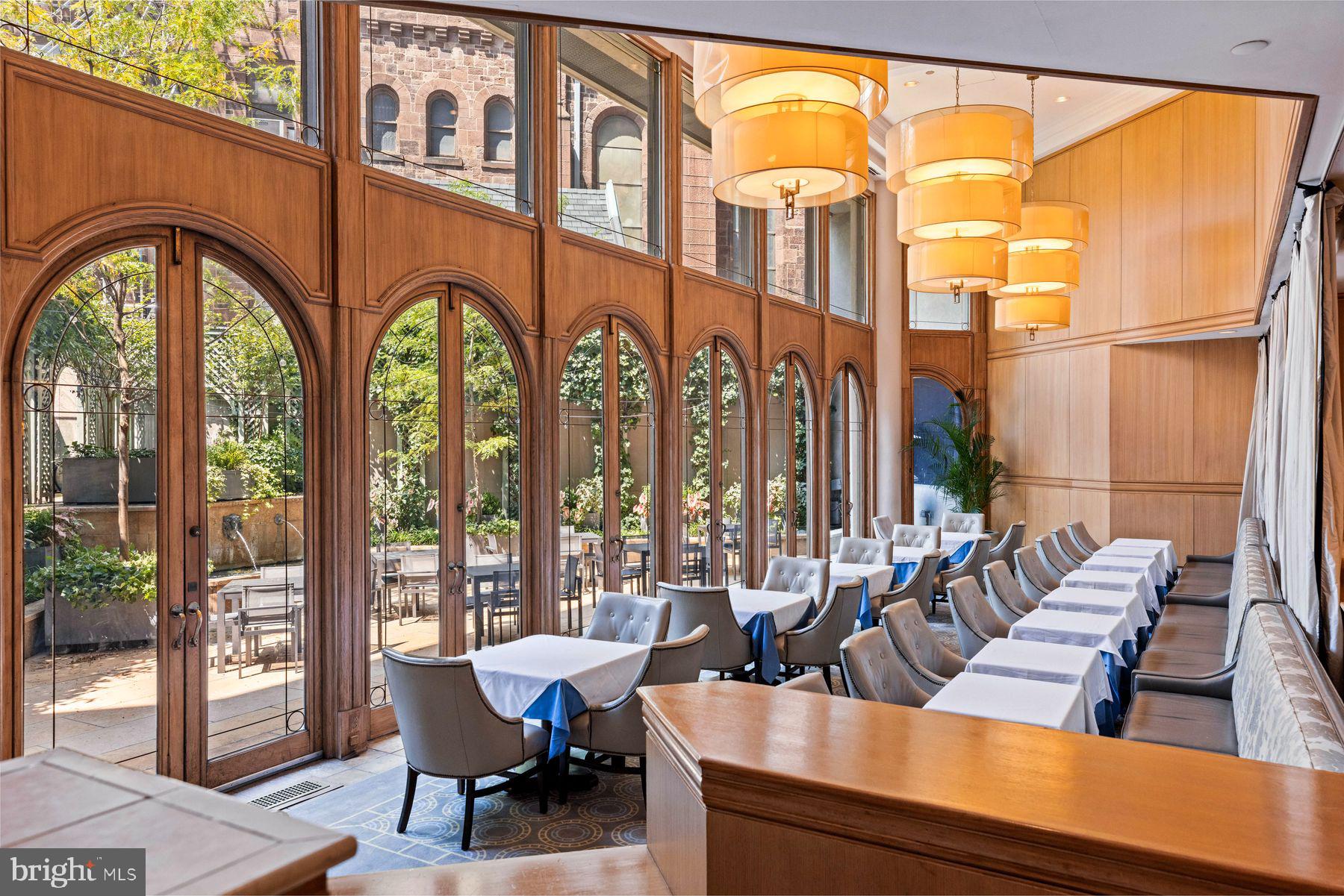 RITTENHOUSE SQUARE - Residential