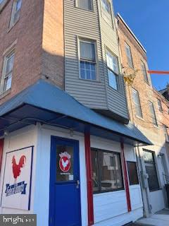 PENNSPORT - Commercial Lease