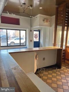 PENNSPORT - Commercial Lease