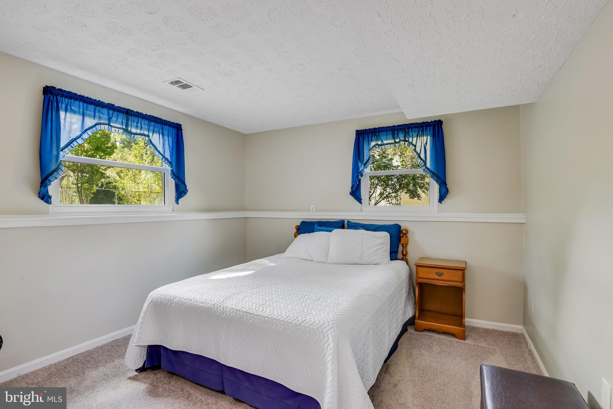 CHALET WOODS - Residential