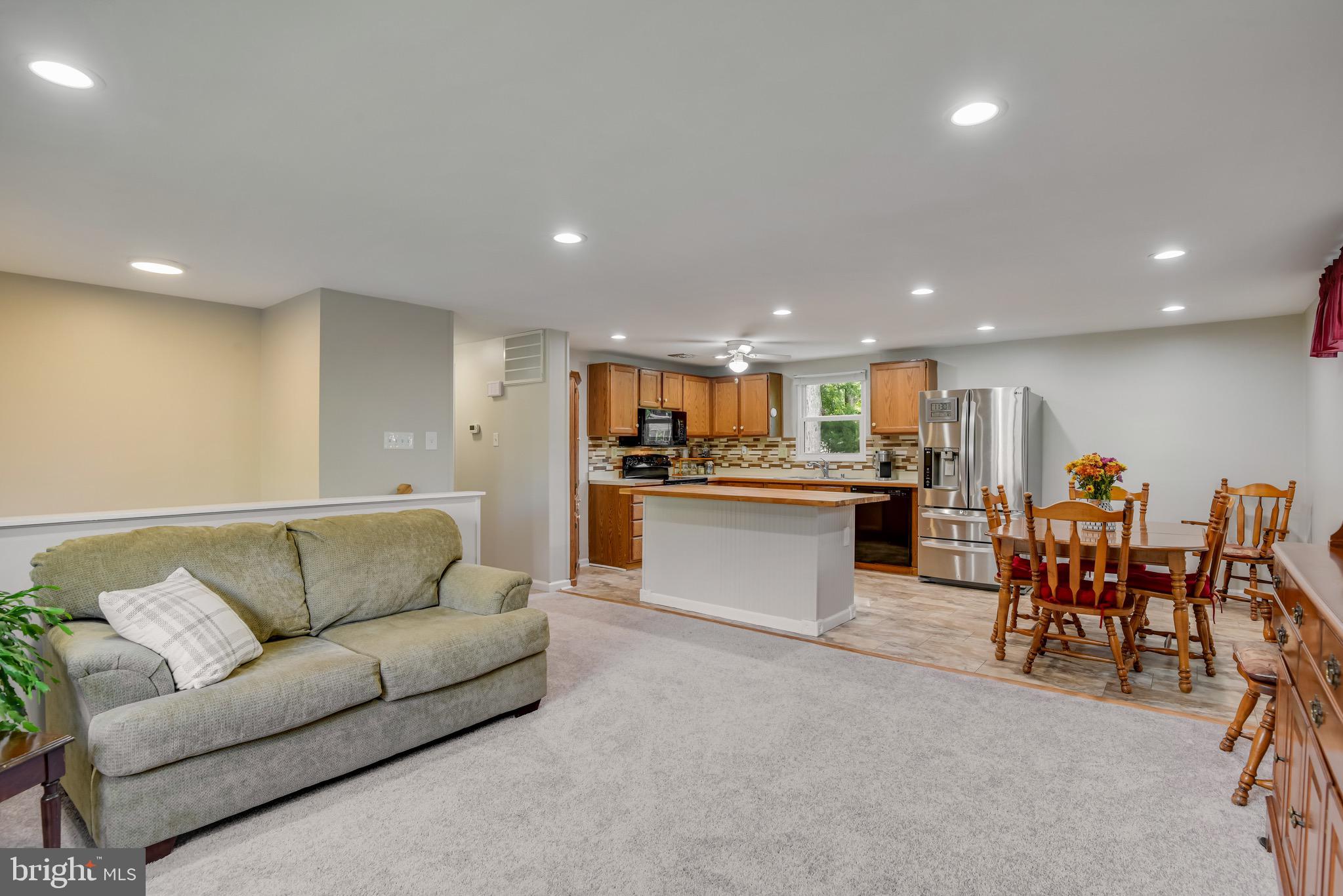 CHALET WOODS - Residential