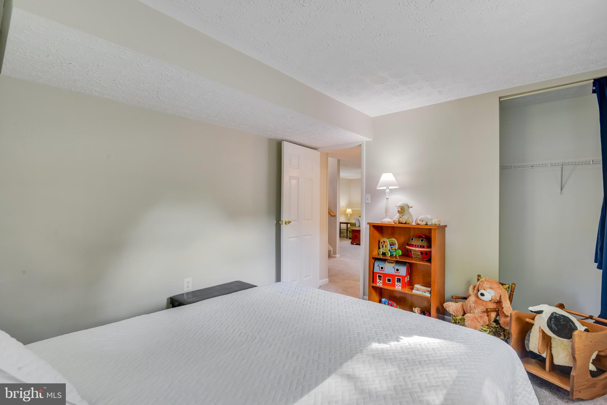 CHALET WOODS - Residential