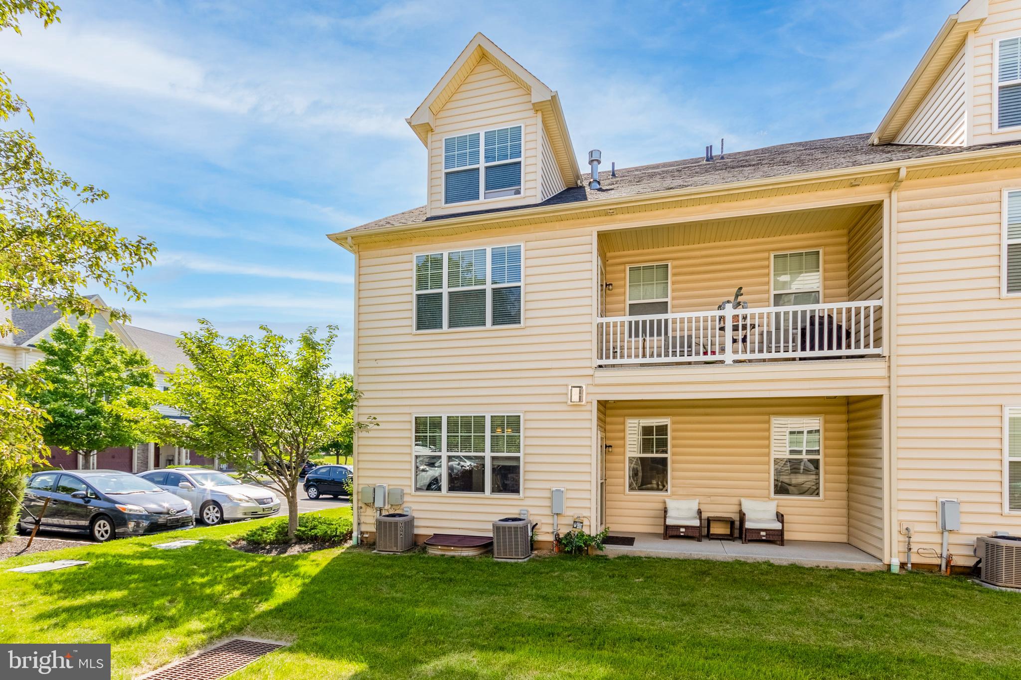 ENCLAVEATWILLIAMSTAD - Residential