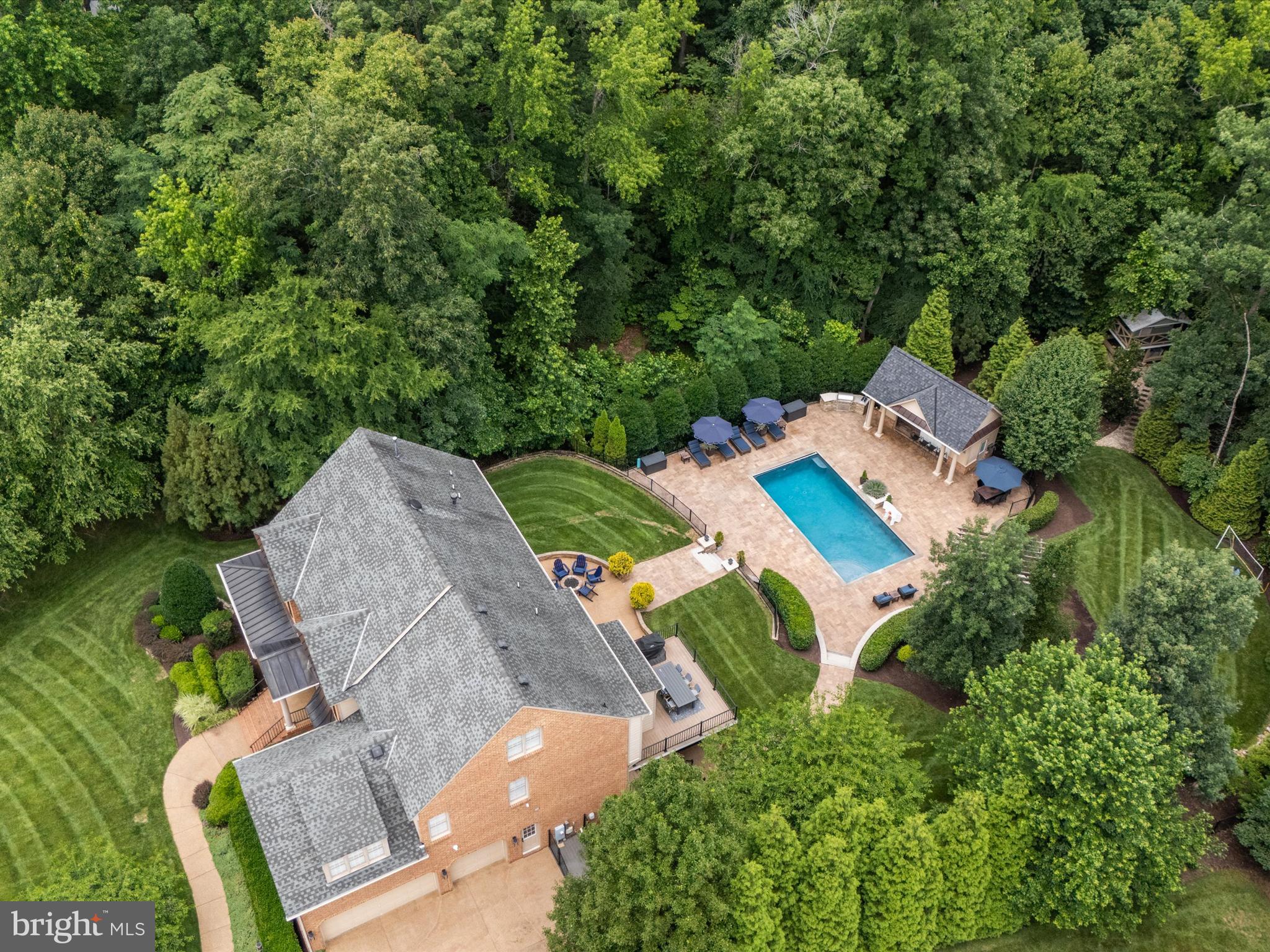 13412 ELLERTON COURT