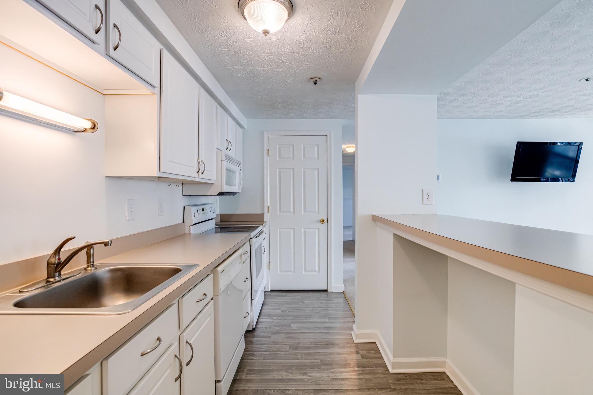 WOODBRIDGE - Residential