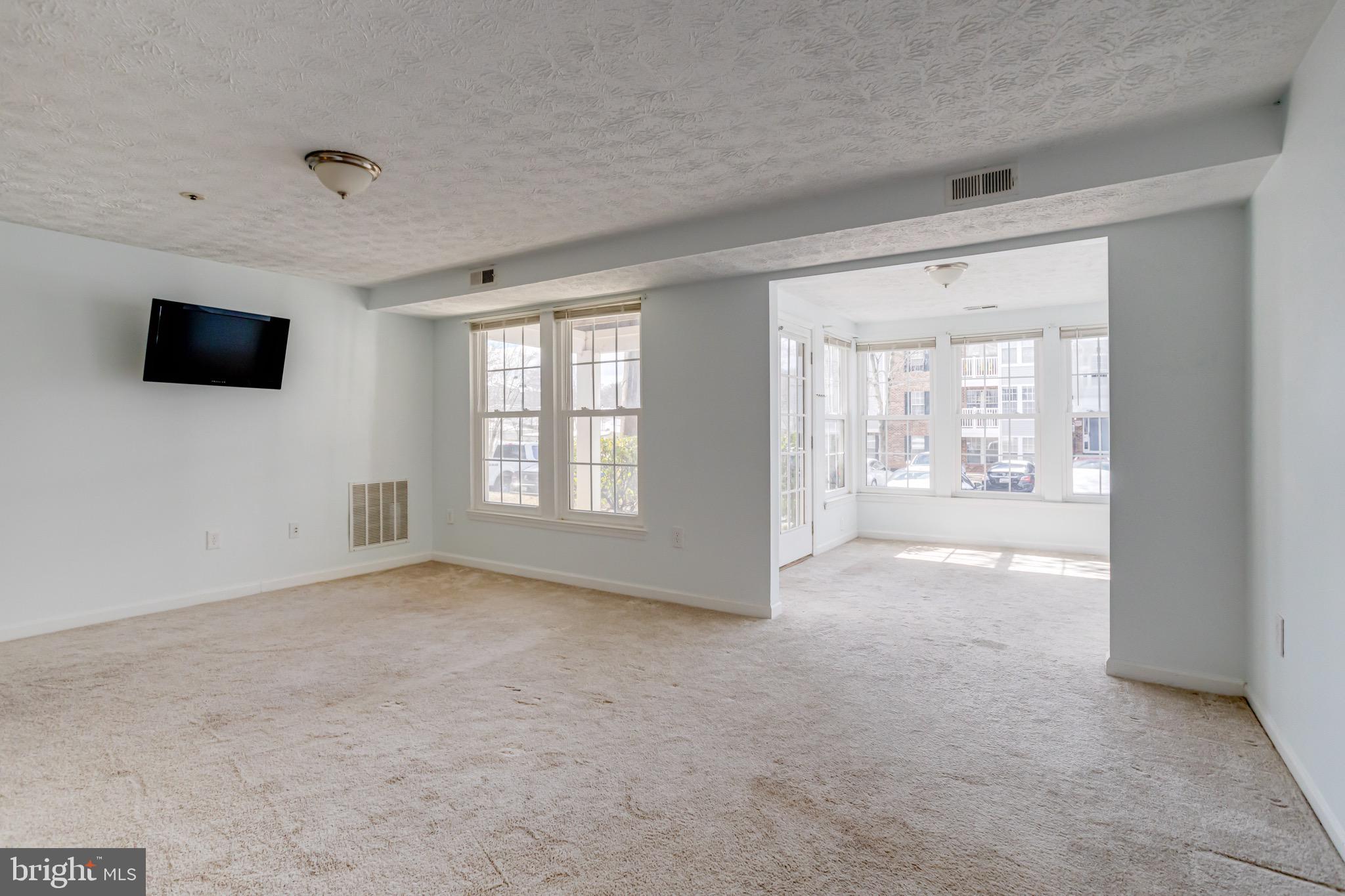 WOODBRIDGE - Residential