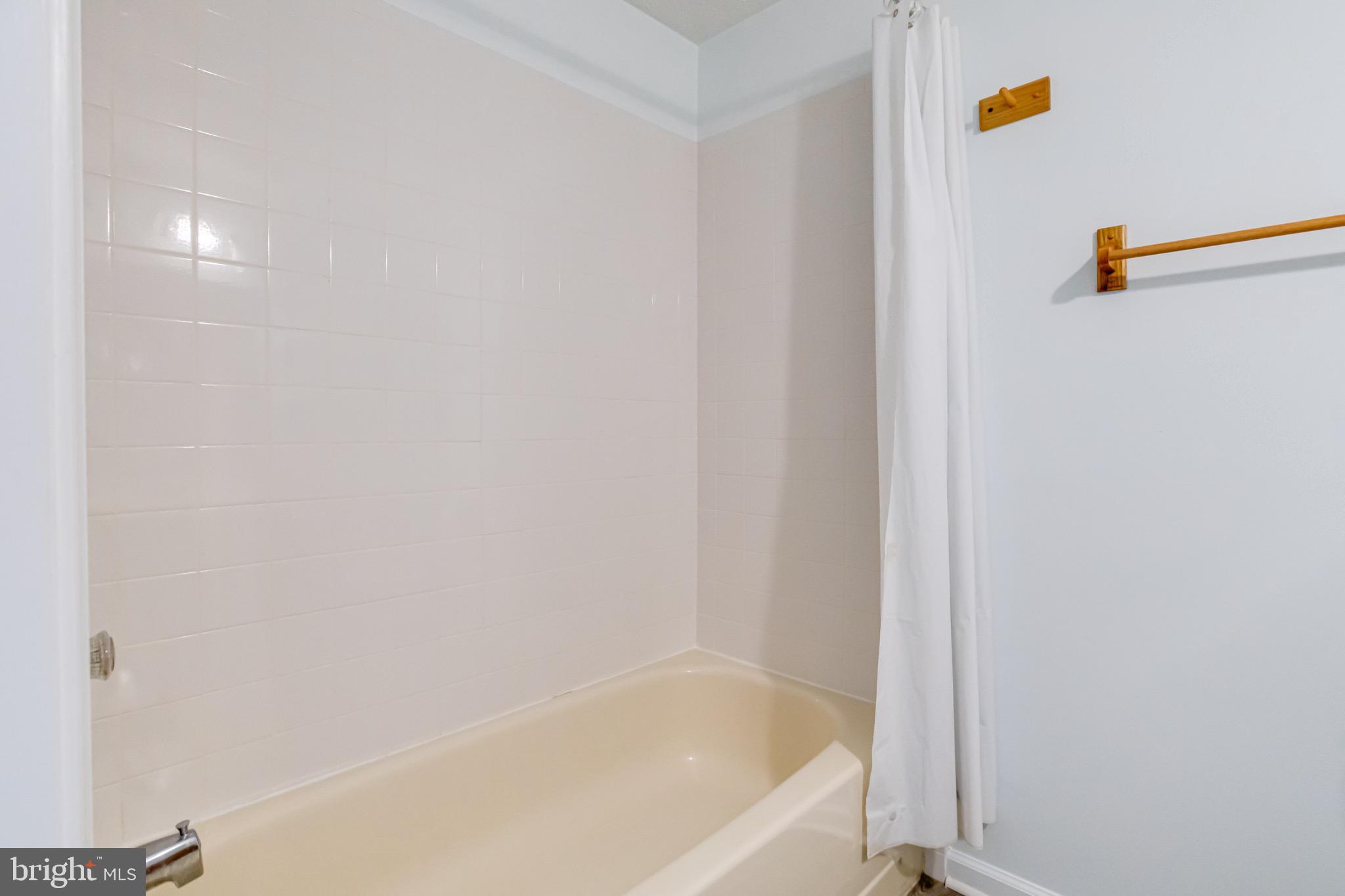 WOODBRIDGE - Residential