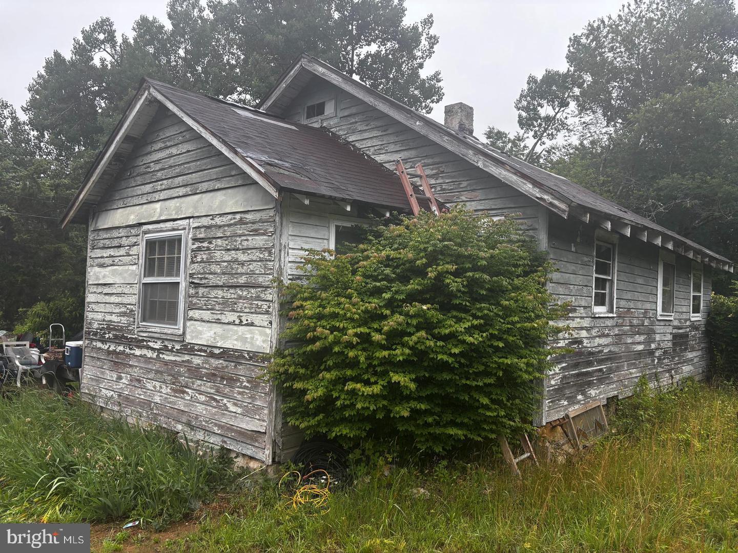 6756 SIXTEENTH AVENUE