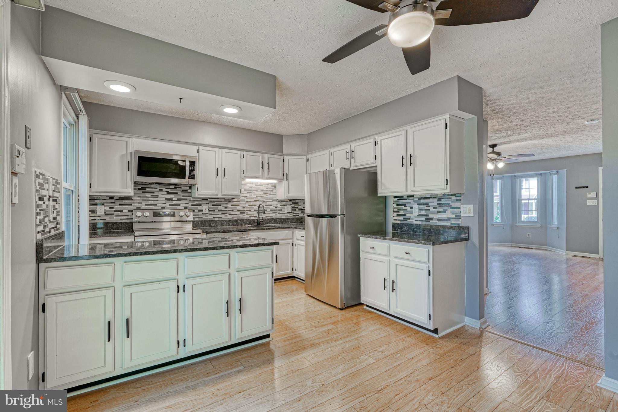 PARK MANOR CONDOMINIUMS - Residential Lease