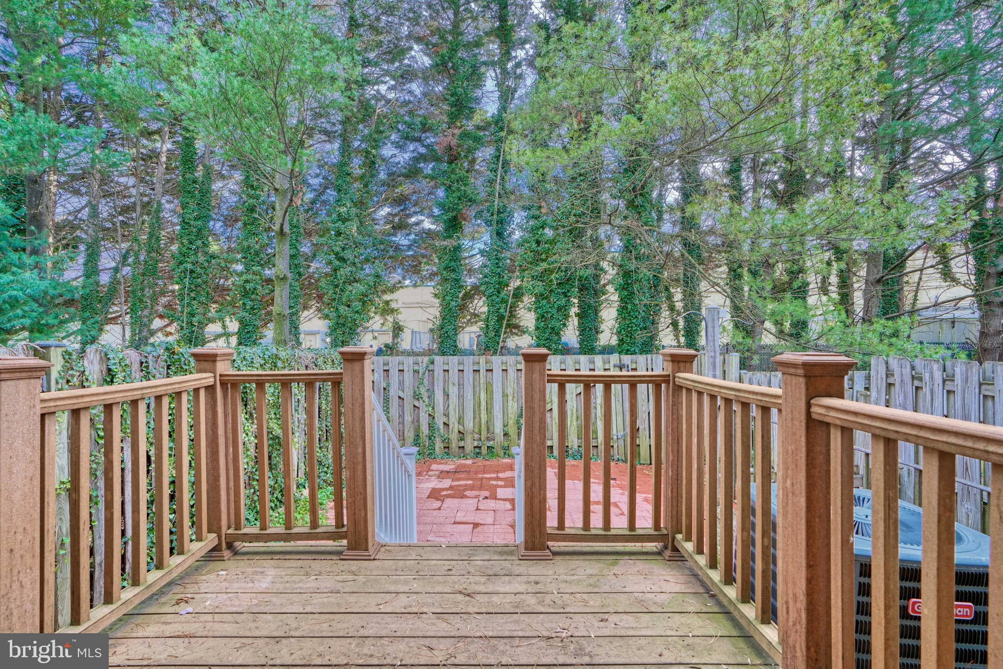 PARK MANOR CONDOMINIUMS - Residential Lease