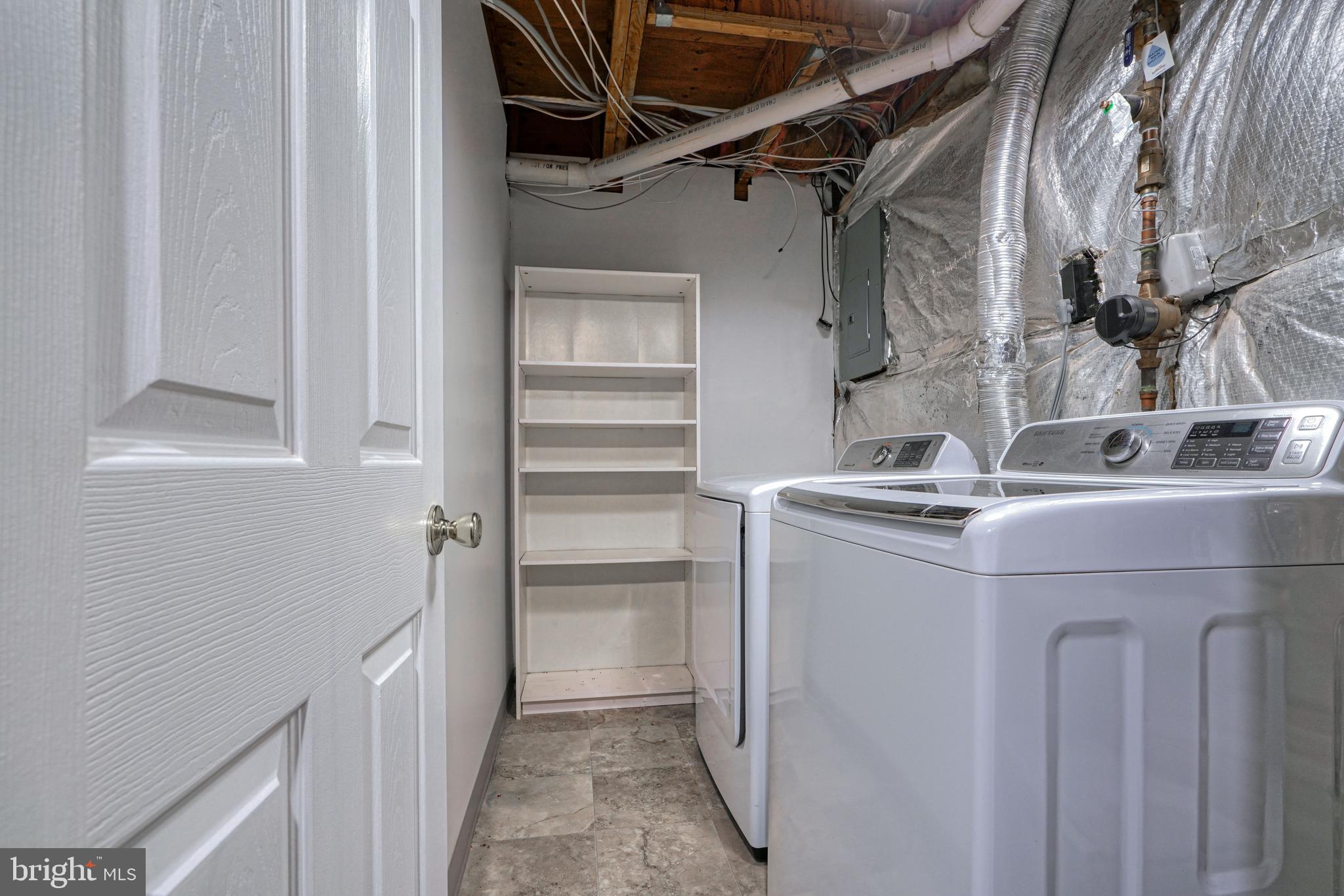 PARK MANOR CONDOMINIUMS - Residential Lease