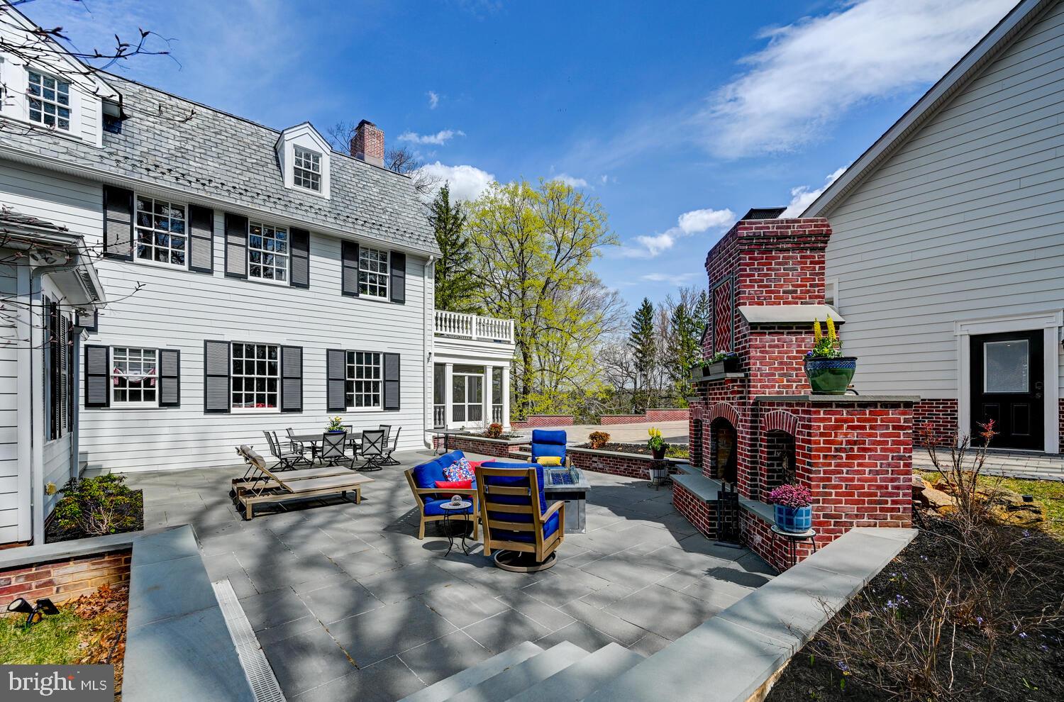 RUXTON - Residential