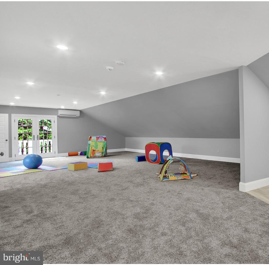 RUXTON - Residential