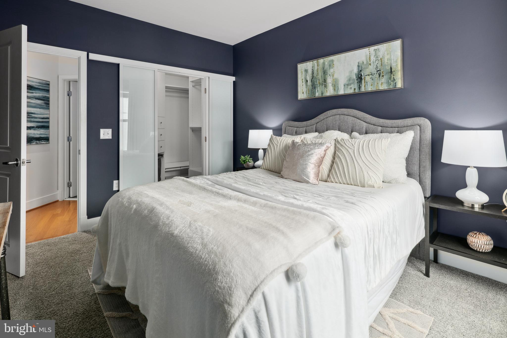 ROSSLYN - Residential