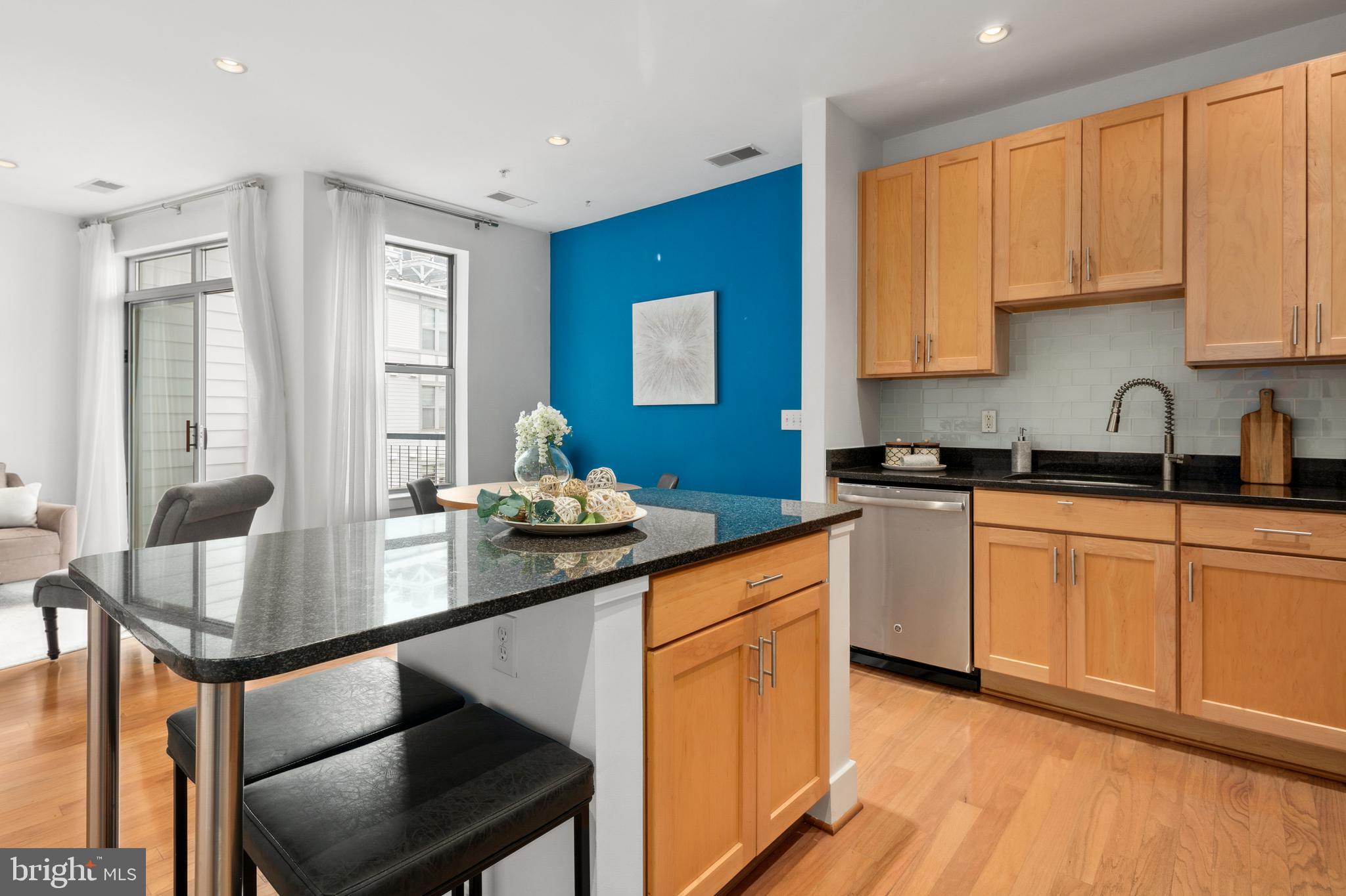 ROSSLYN - Residential