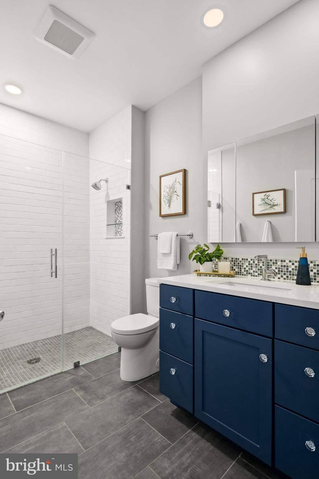 ROSSLYN - Residential