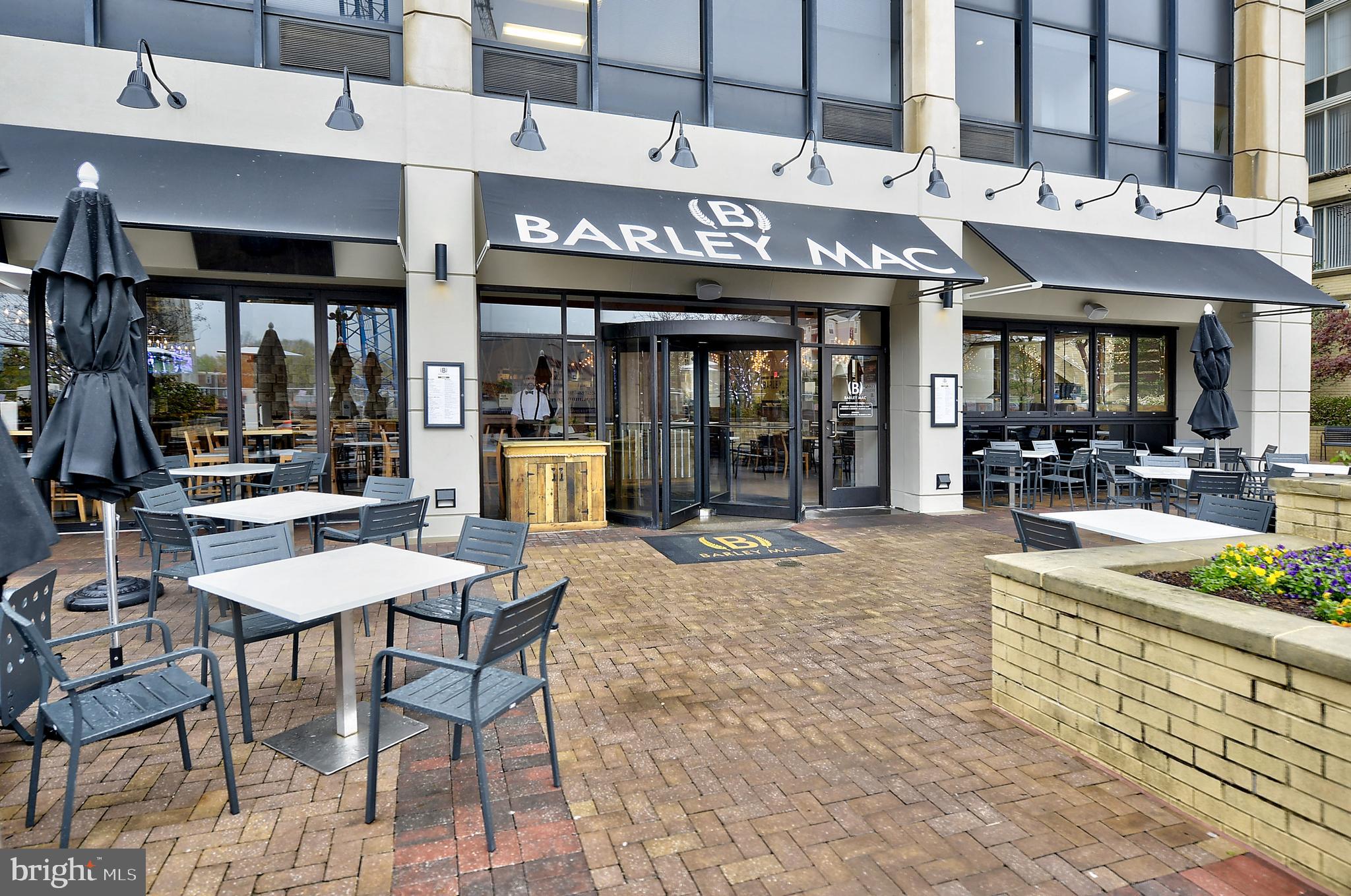 ROSSLYN - Residential