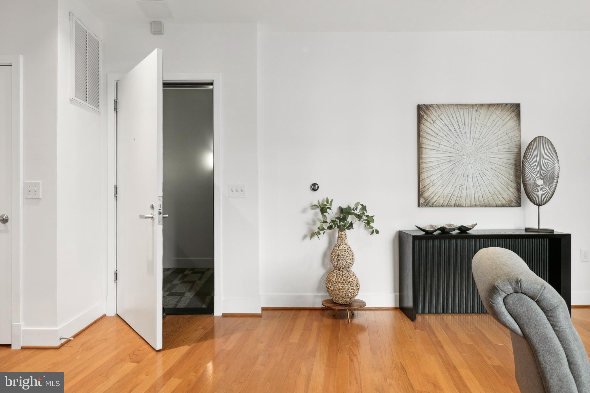 ROSSLYN - Residential