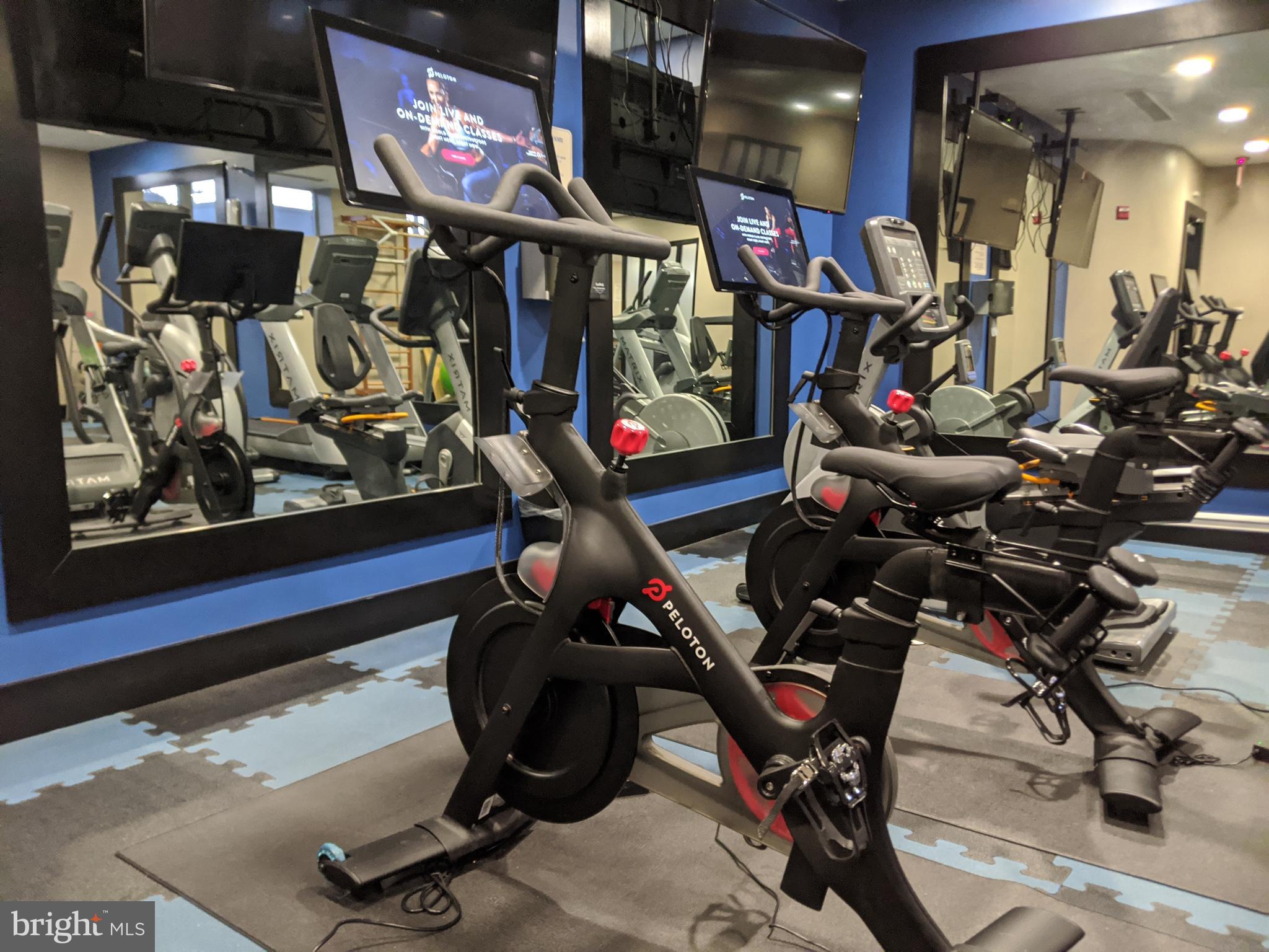 ROSSLYN - Residential