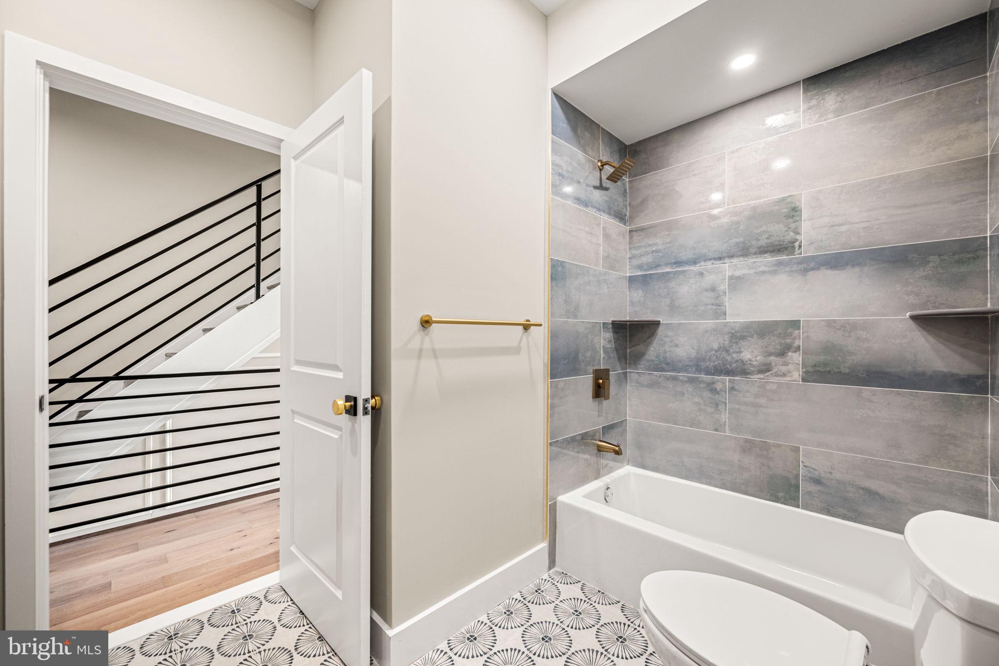 NEWBOLD - Residential