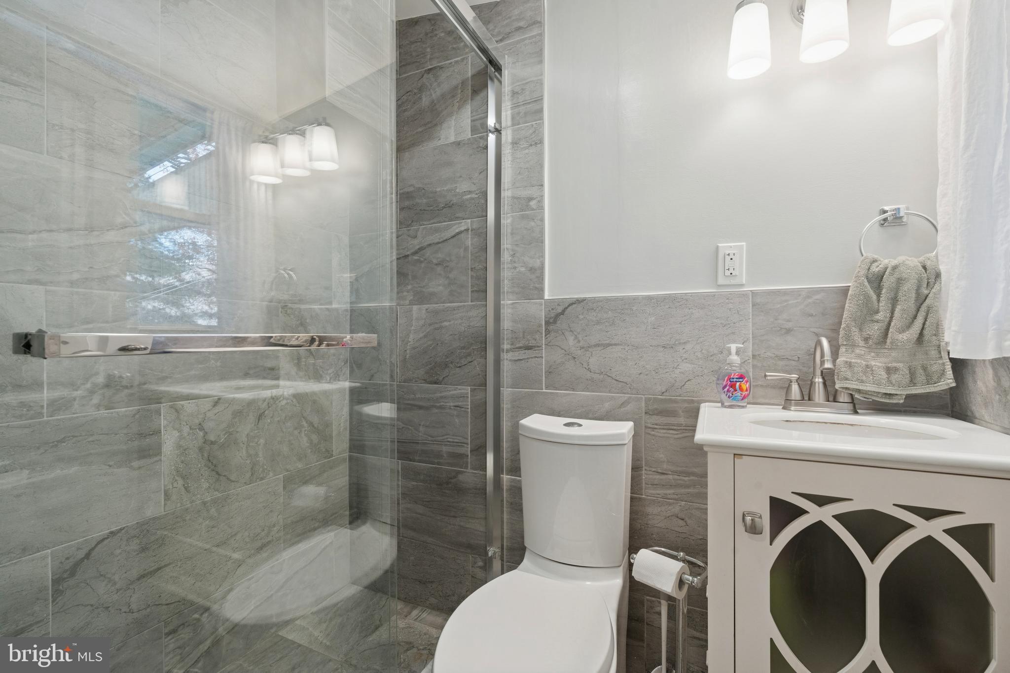 UNIVERSITY CITY - Residential