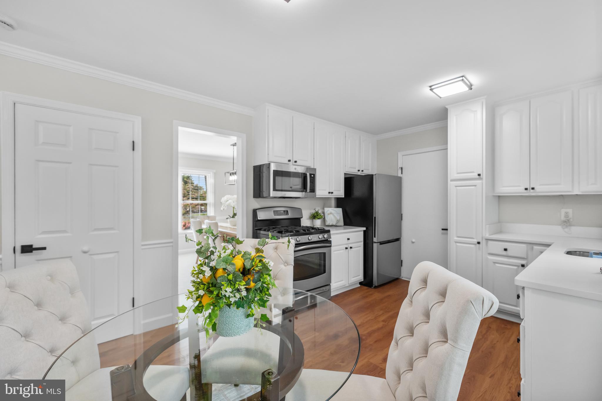 LAKE BRADDOCK - Residential