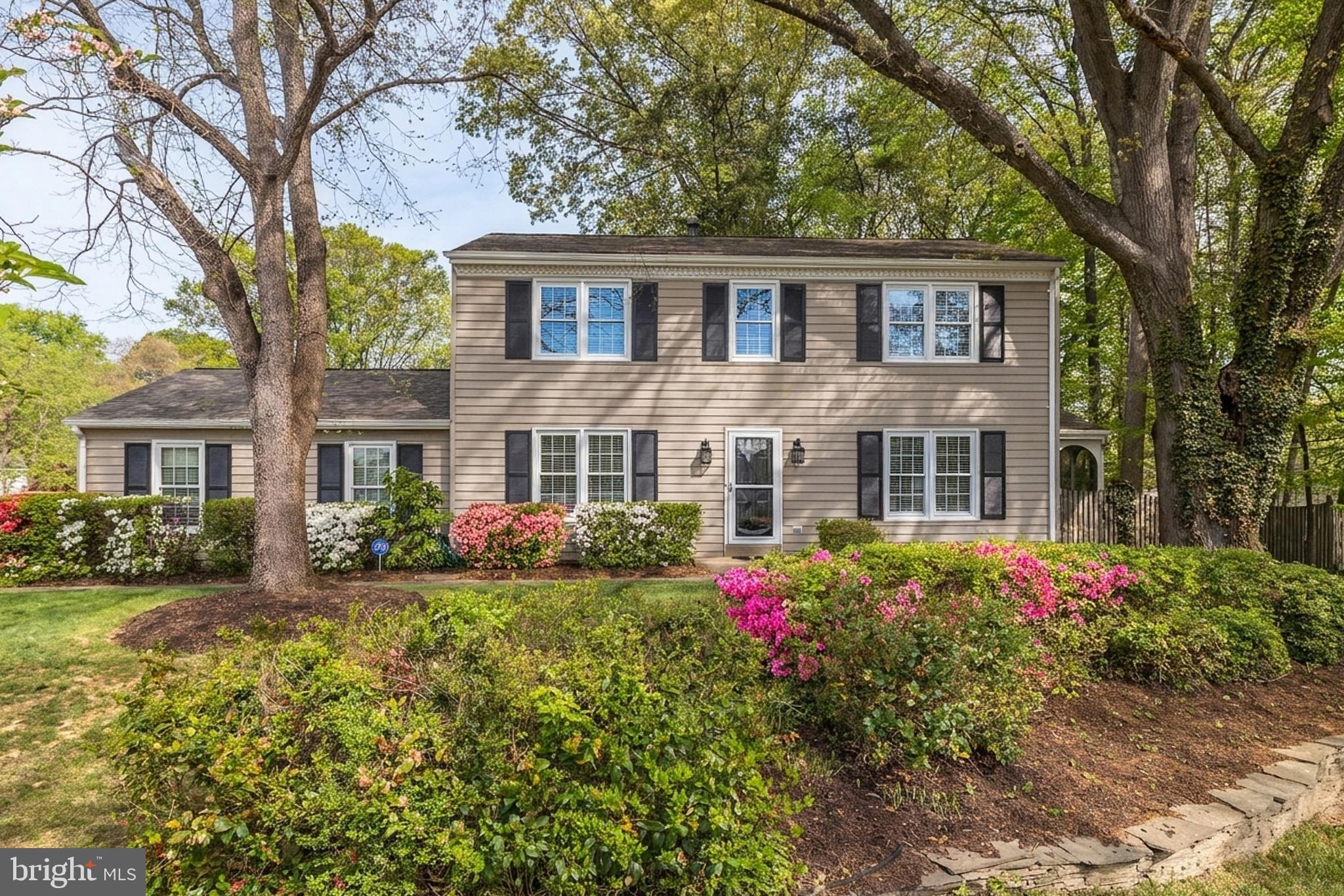 LAKE BRADDOCK - Residential