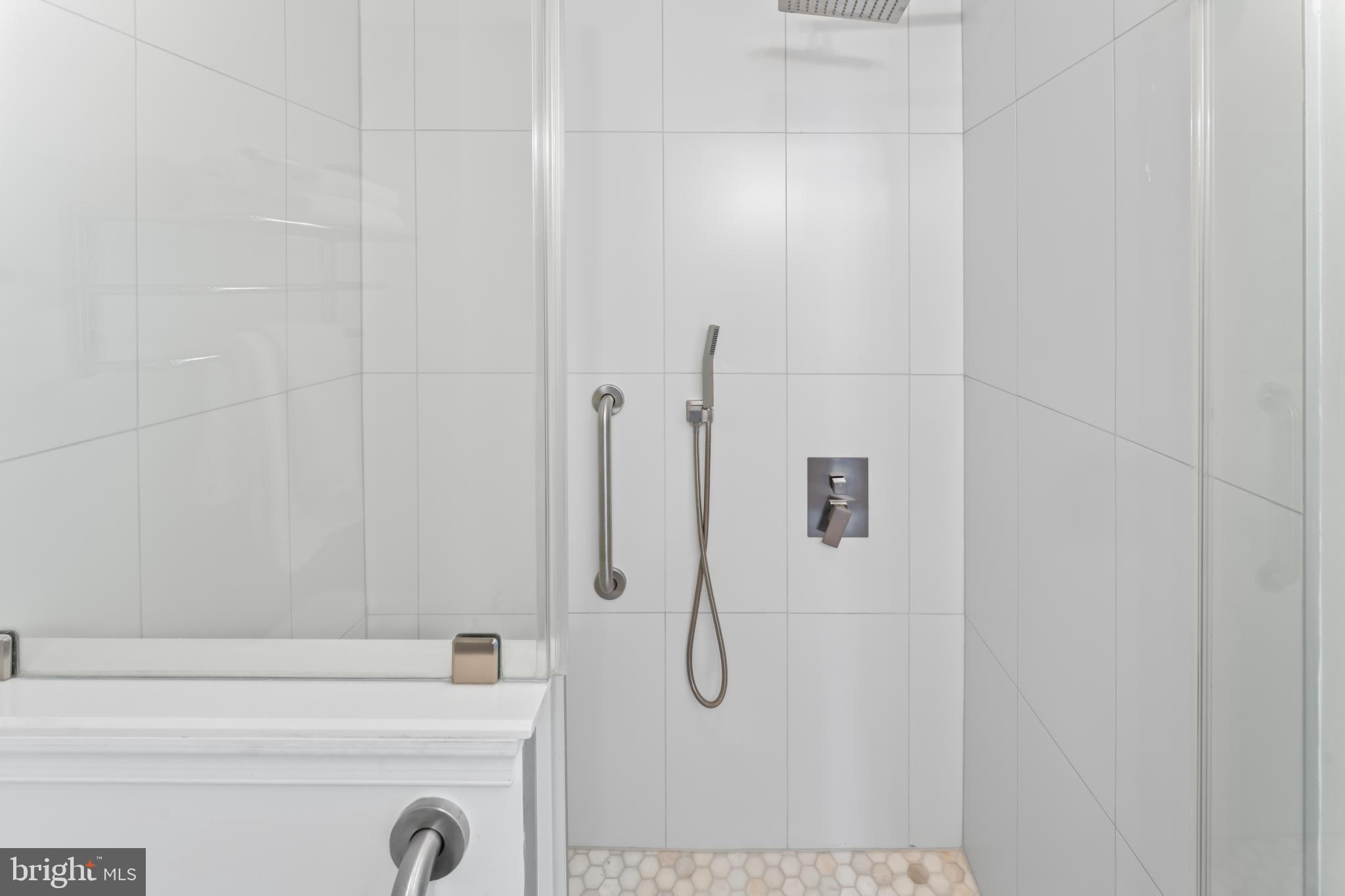 WEST SPRINGFIELD - Residential